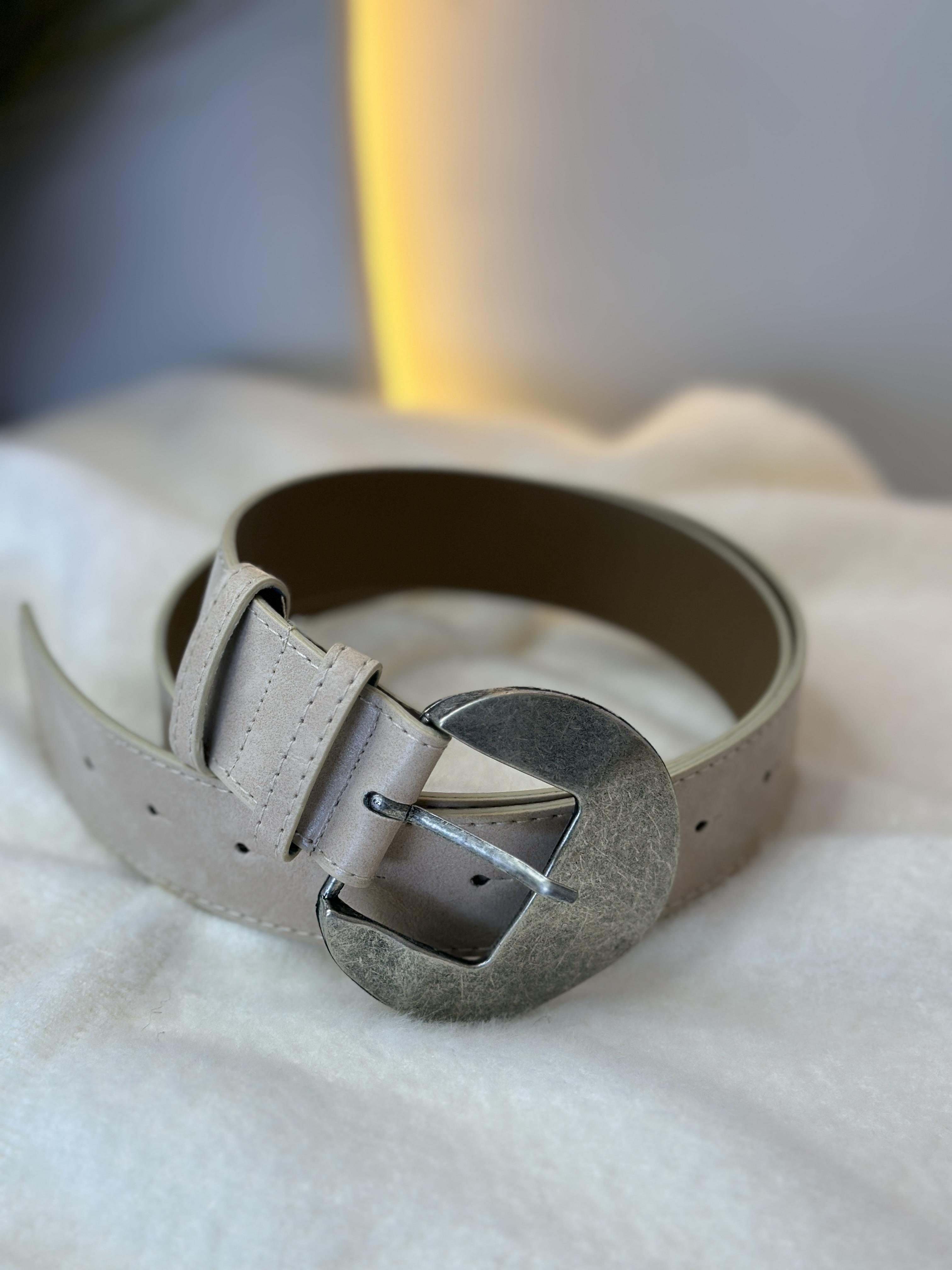 Bej Oval Metal Tokalı Deri Kemer A7896