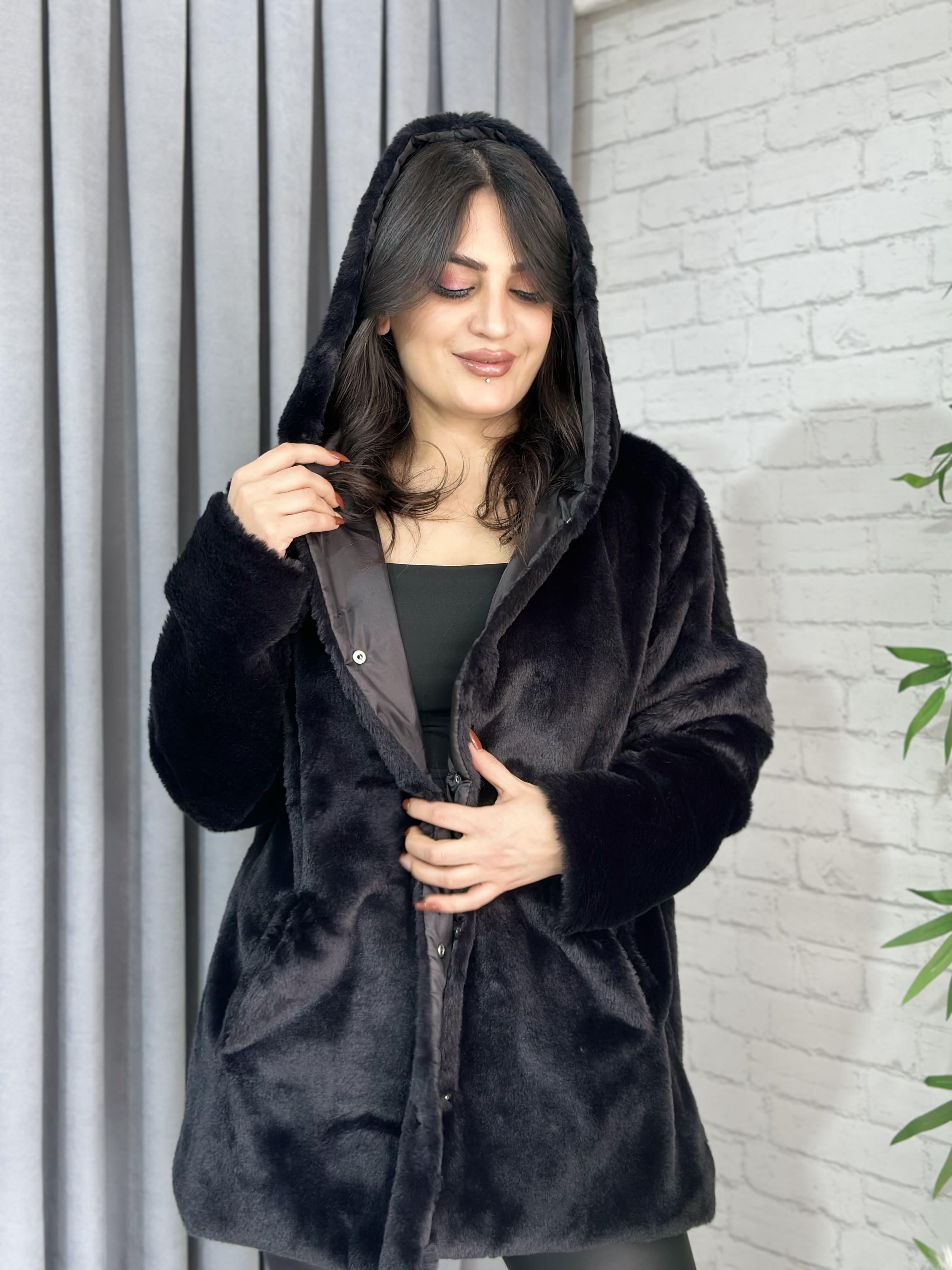 Benedetto Siyah Kapüşonlu Cepli  Peluş Mont Kaban