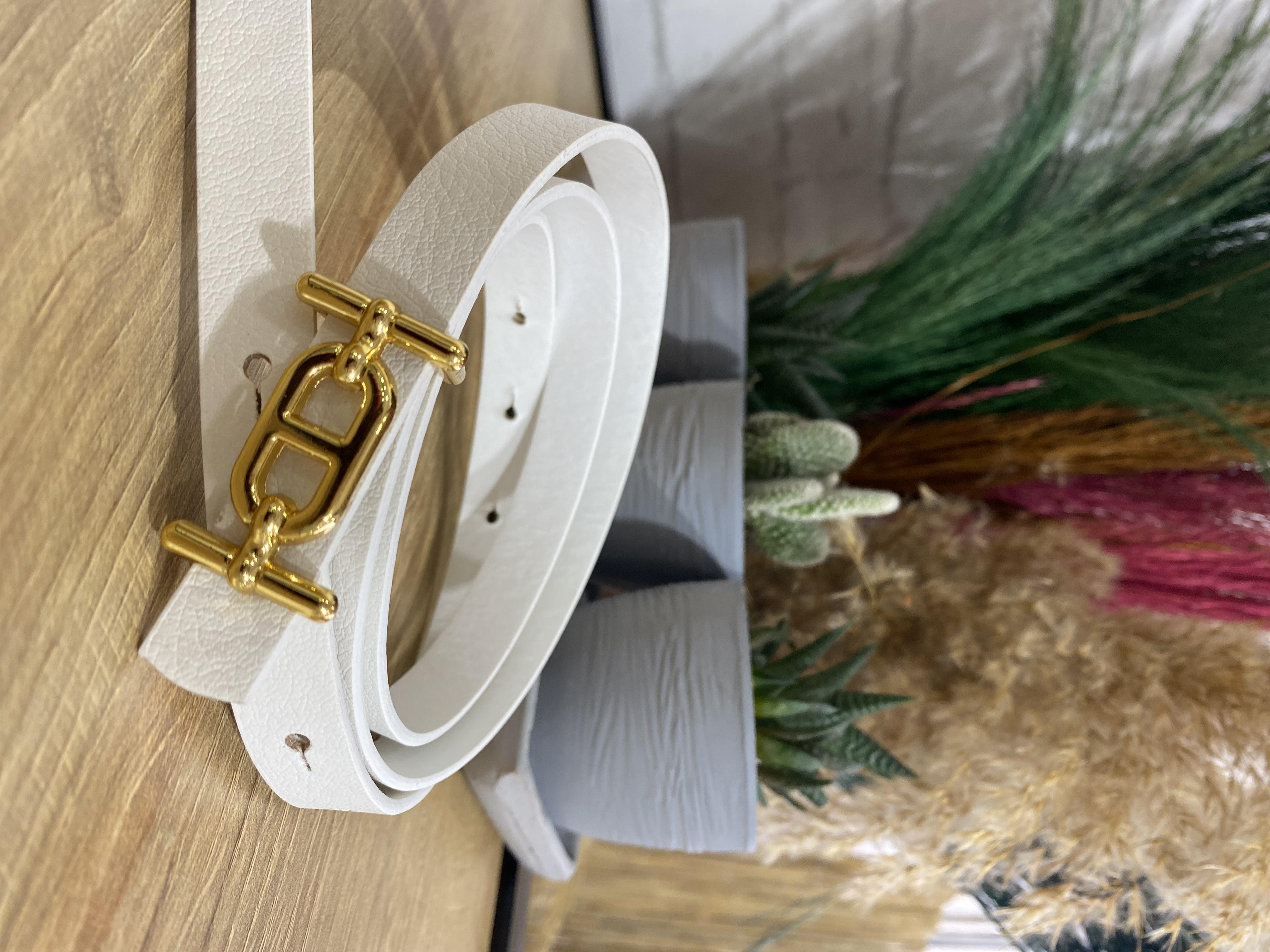 Beyaz Gold Tokalı Bel Ve Pantolon Kemeri 