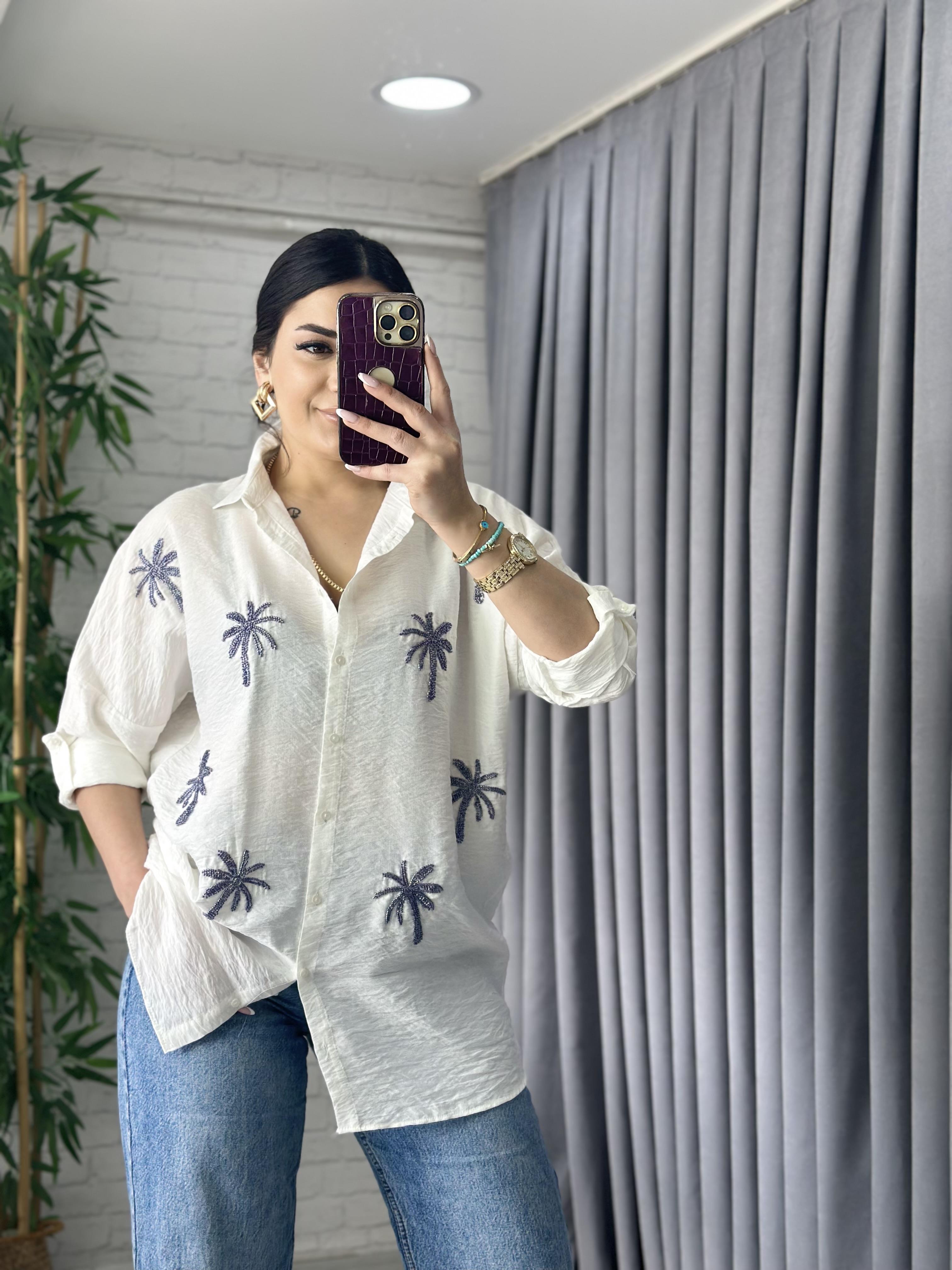 Beyaz Palmiye  Boncuk İşlemeli Oversize Gömlek 
