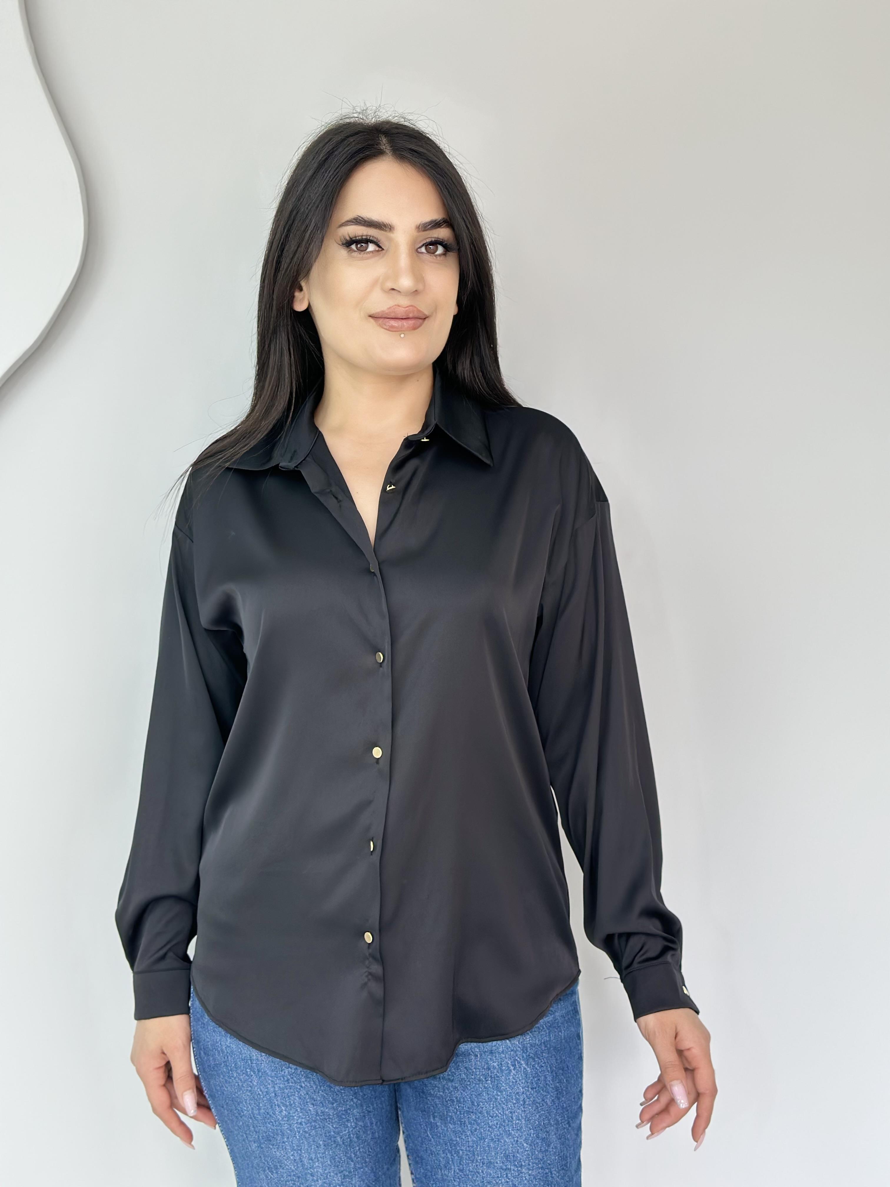 Bissa Siyah Metal Düğmeli Dökümlü Saten Gömlek A021