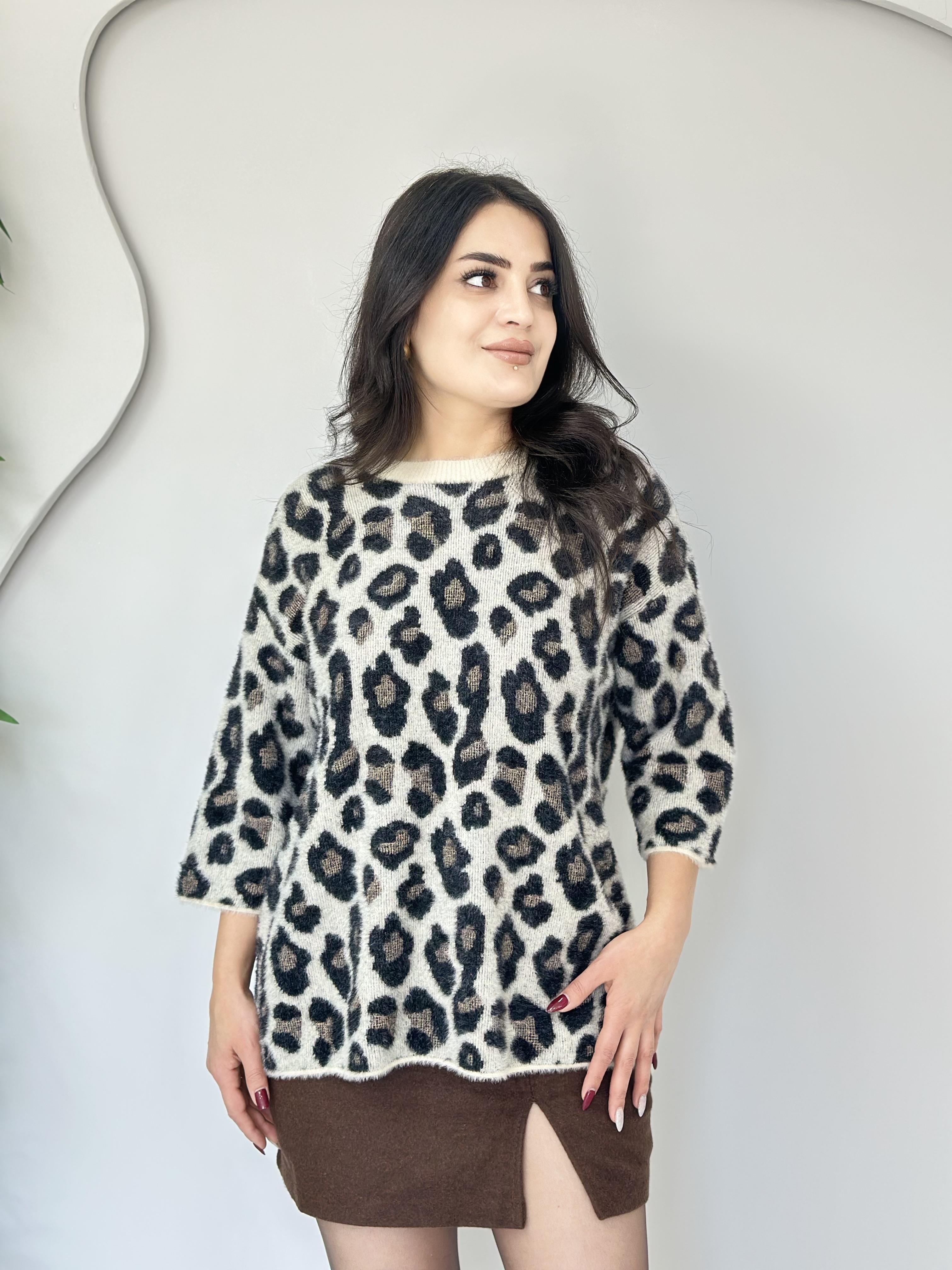 Bluf Ekru Leopar Batik Desen Angora Yumoş Kazak A427