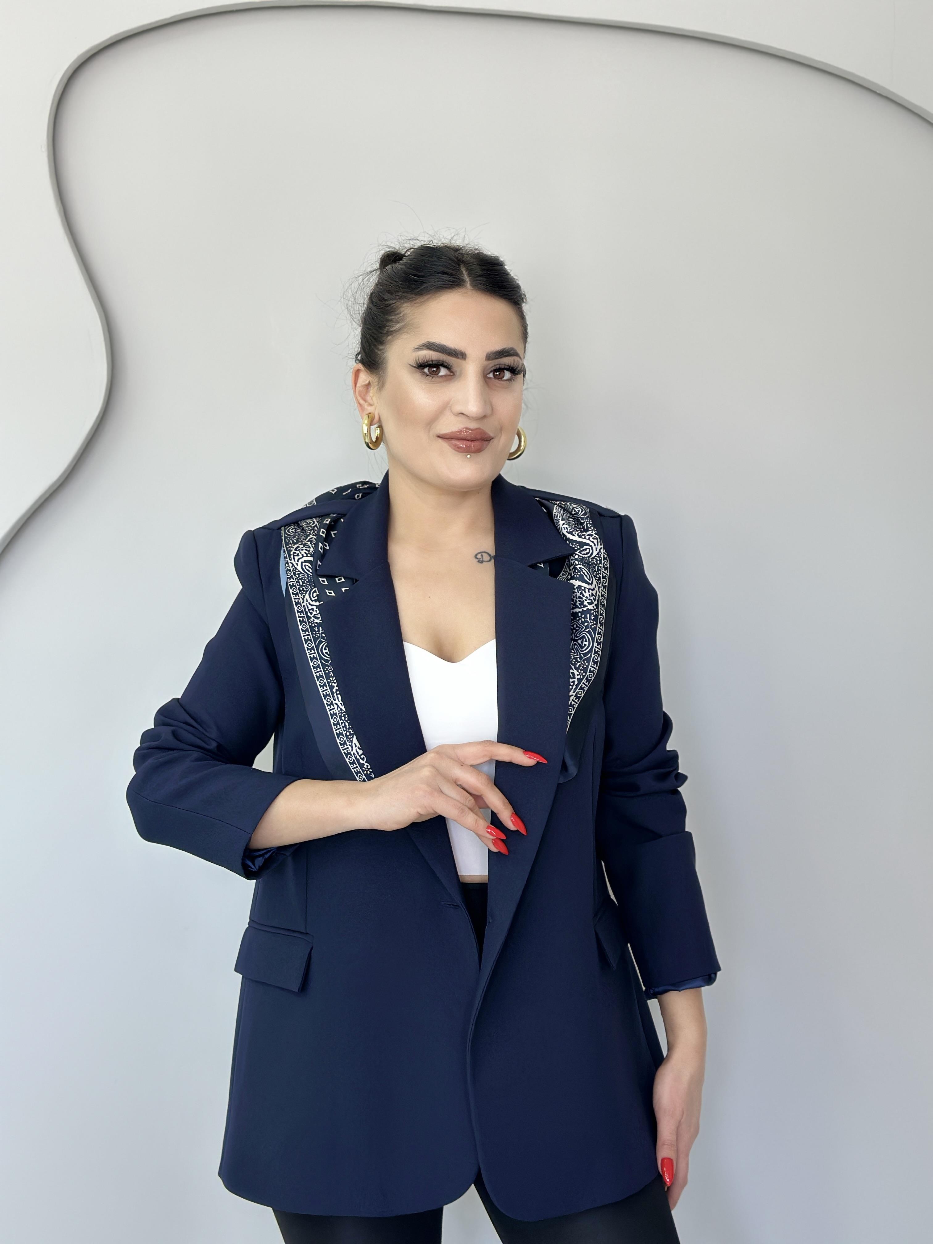 Cinda Lacivert Fular Detaylı Astarlı Blazer Ceket C7665