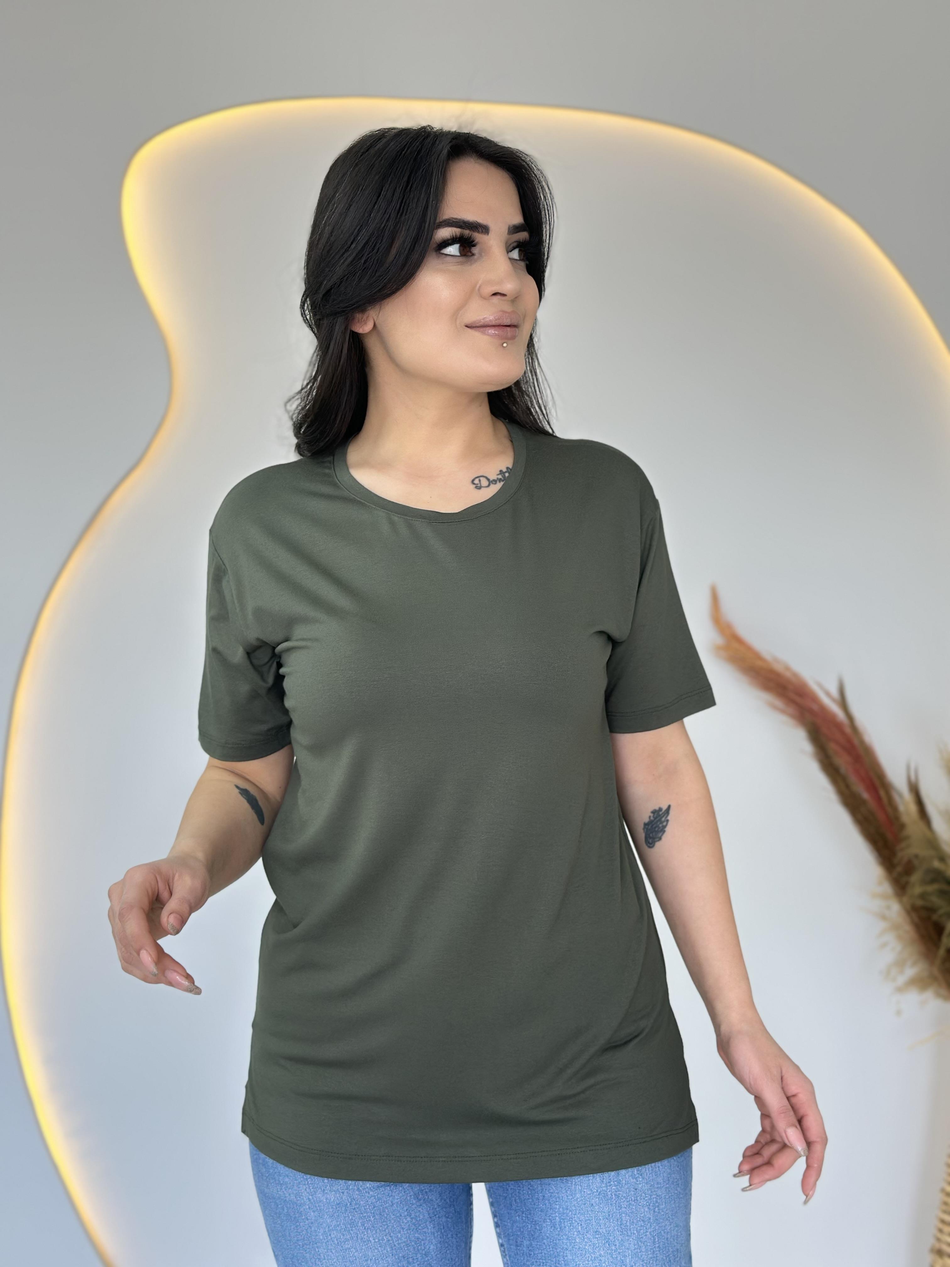 Evel Haki Bisiklet Yaka Yırtmaçlı Viskon T-shirt D044