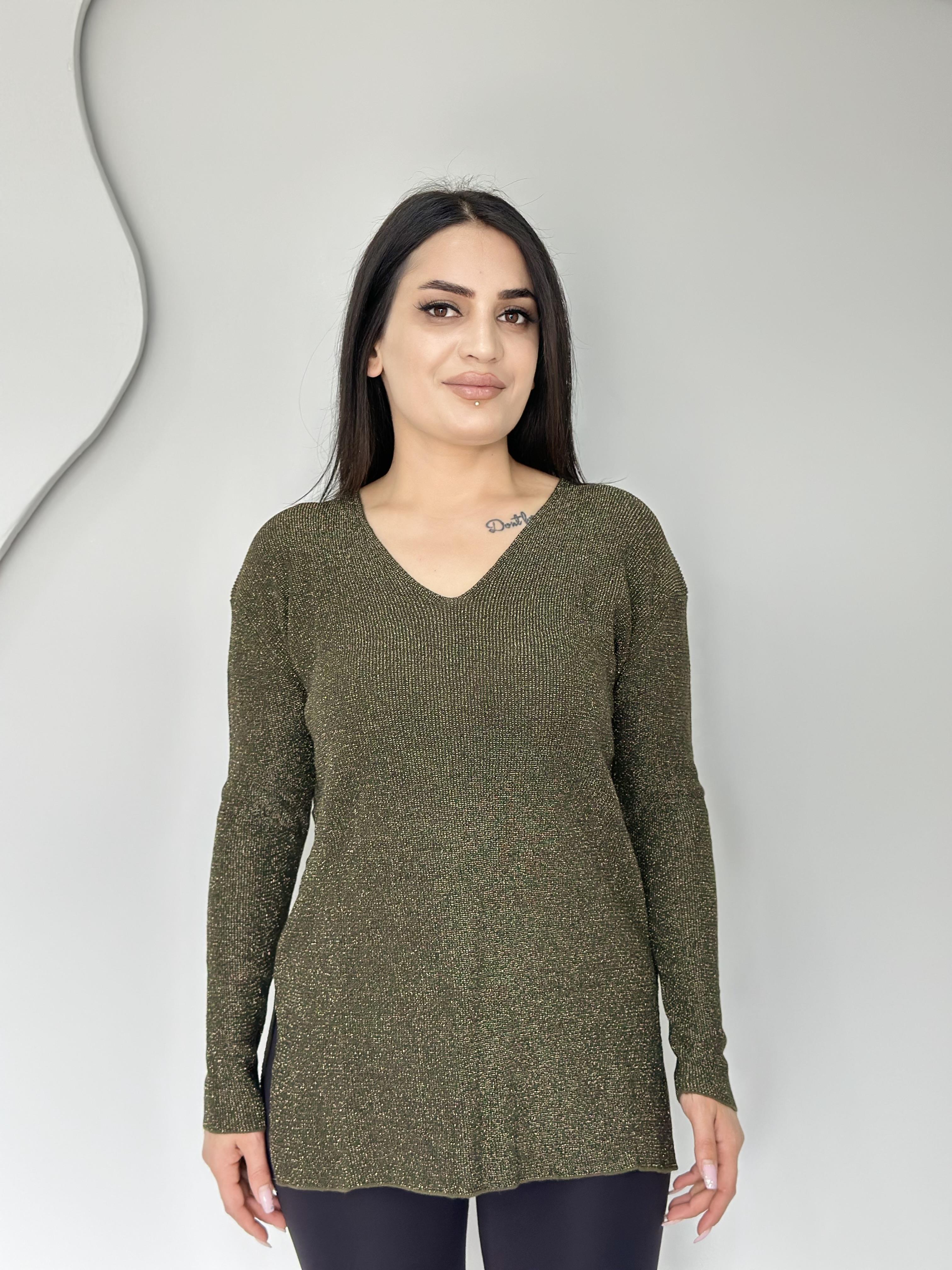 Felix Haki V Yaka Simli Yırtmaç Detay Likralı Triko Bluz A108