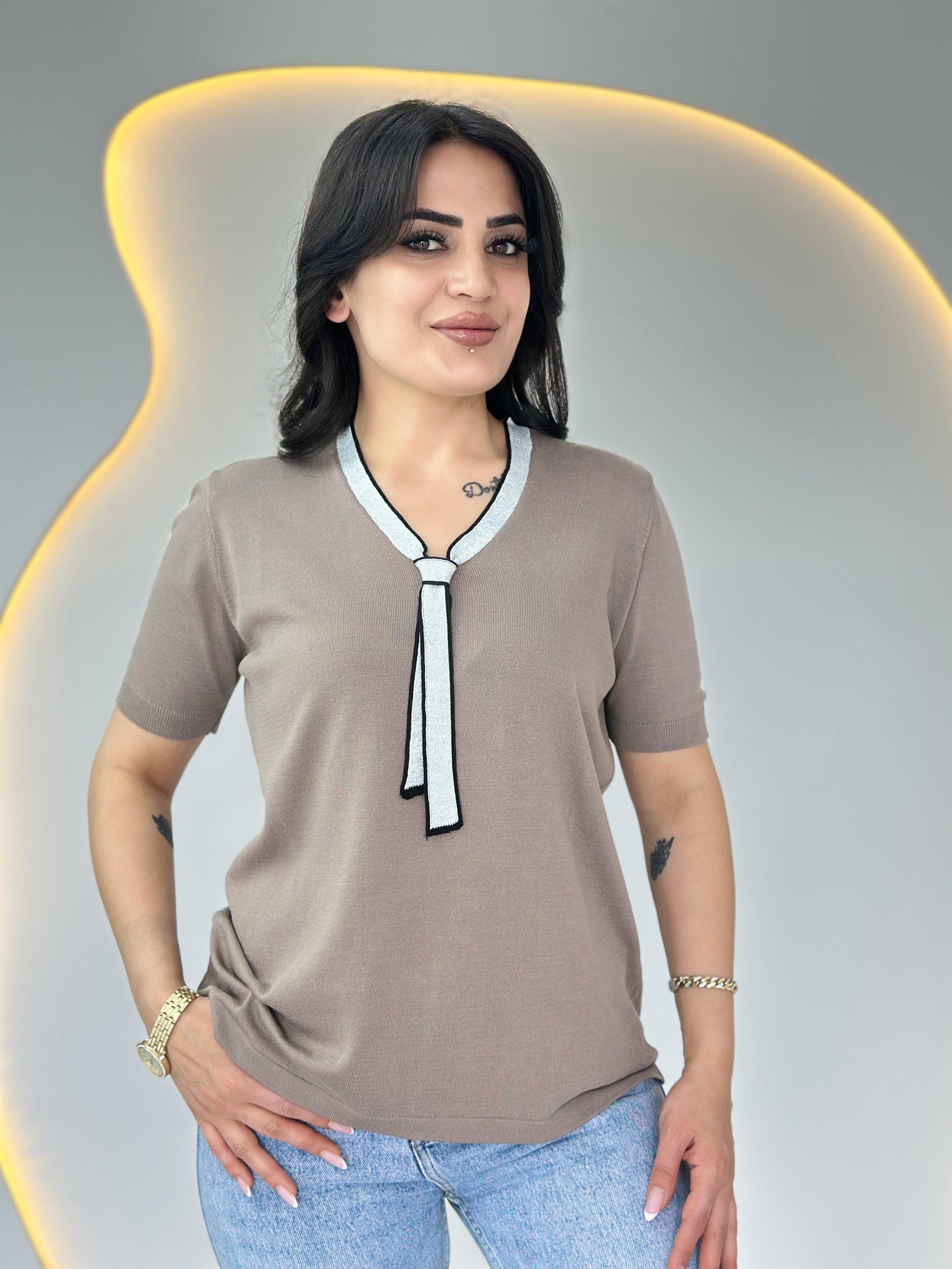 Figo Vizon V Yaka İnce Fular Detaylı Merserize Bluz D130