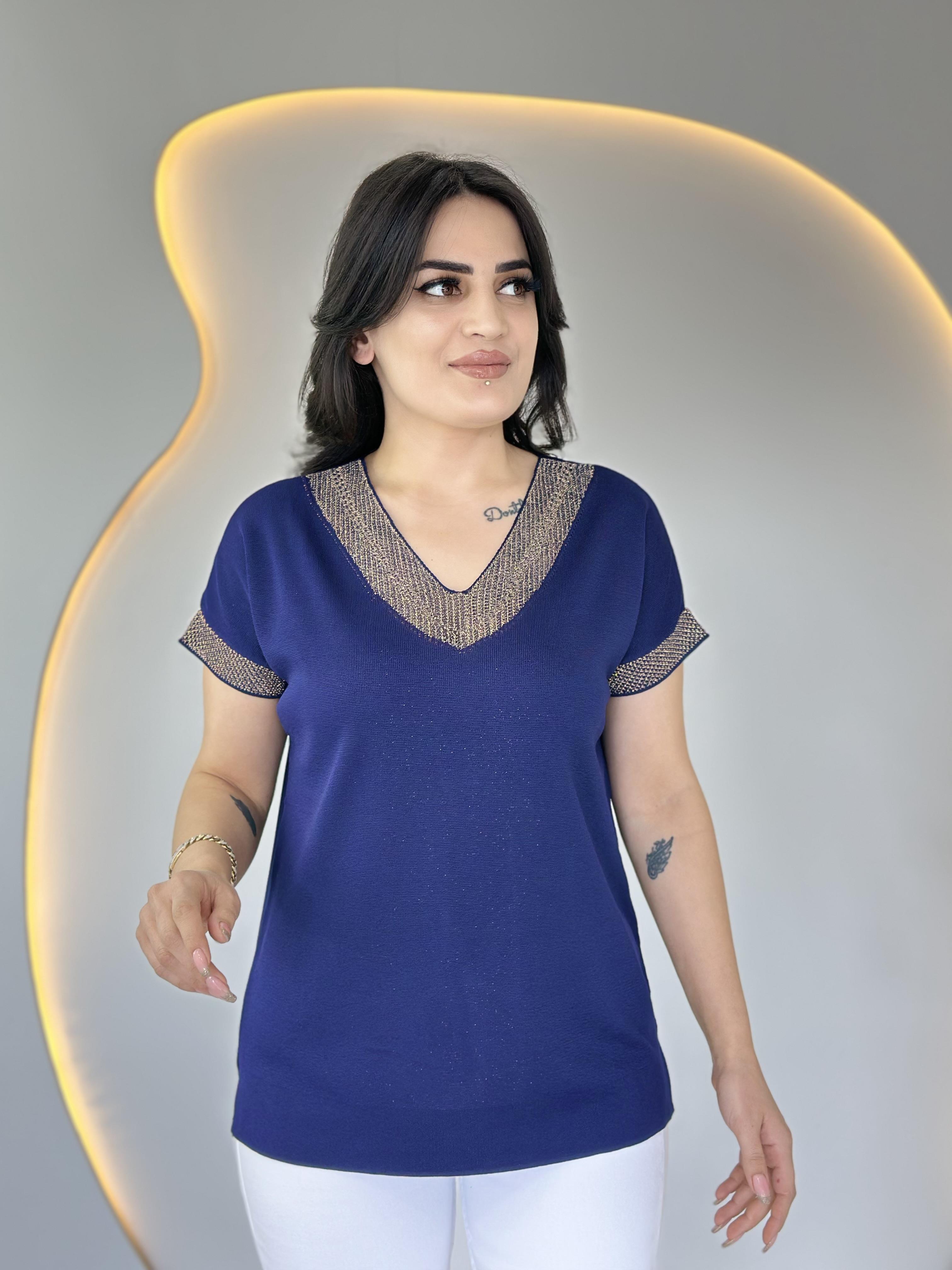 Fione Lacivert V Yaka Sim İşlemeli Merserize Bluz D016