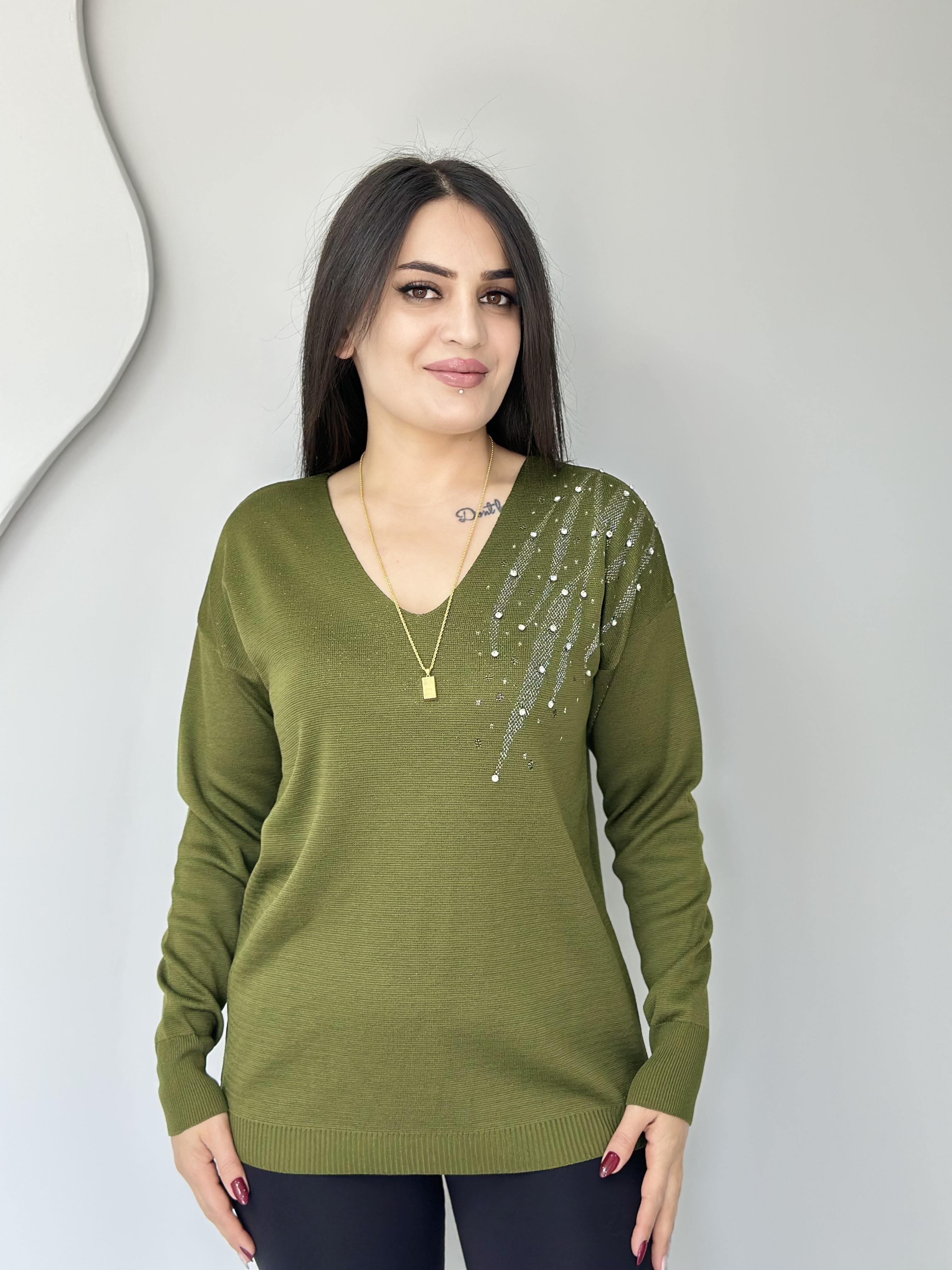 Glow Haki V Yaka Omzu Taş İşlemeli Triko Bluz A057