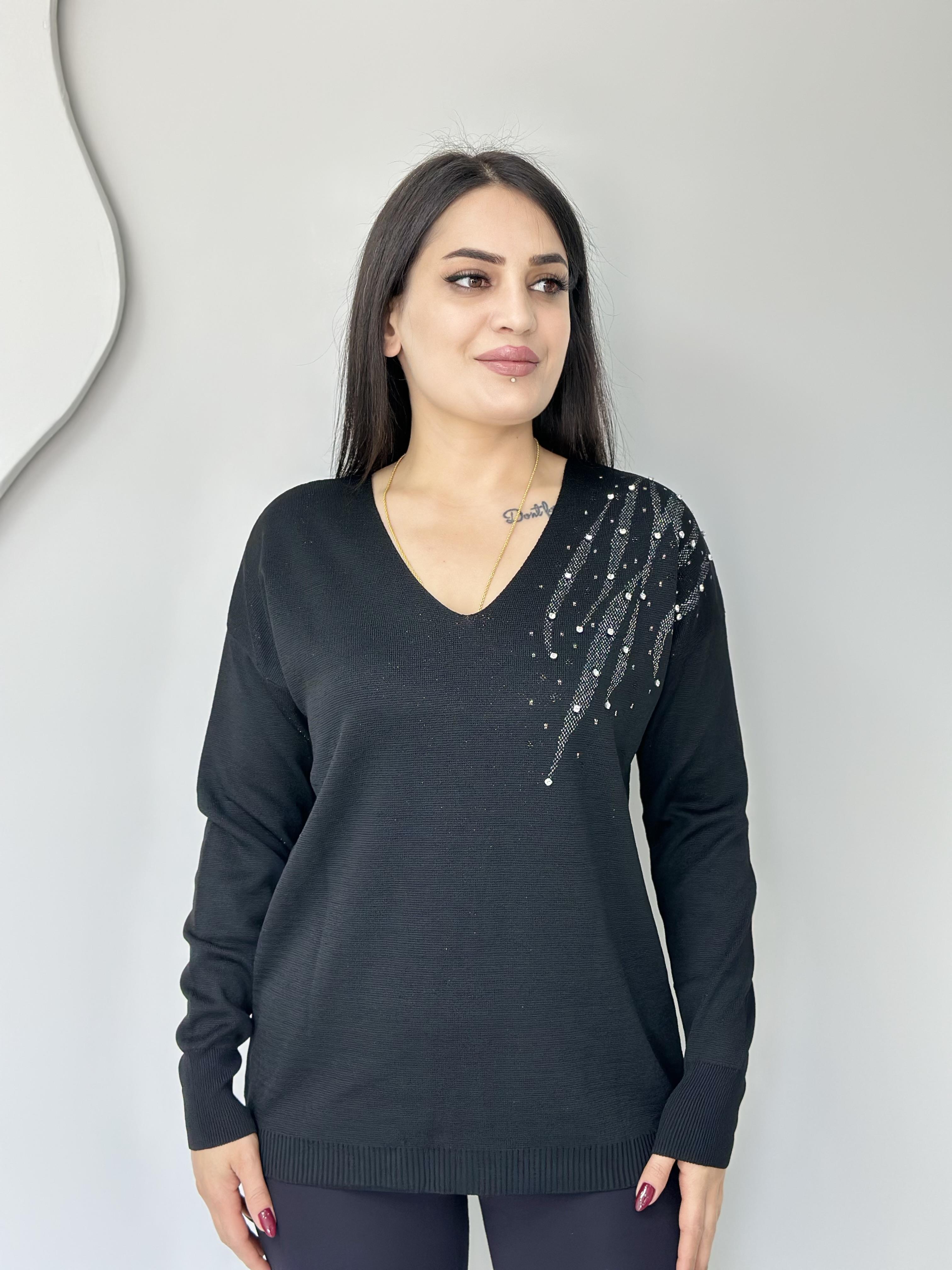 Glow Siyah V Yaka Omzu Taş İşlemeli Triko Bluz A059