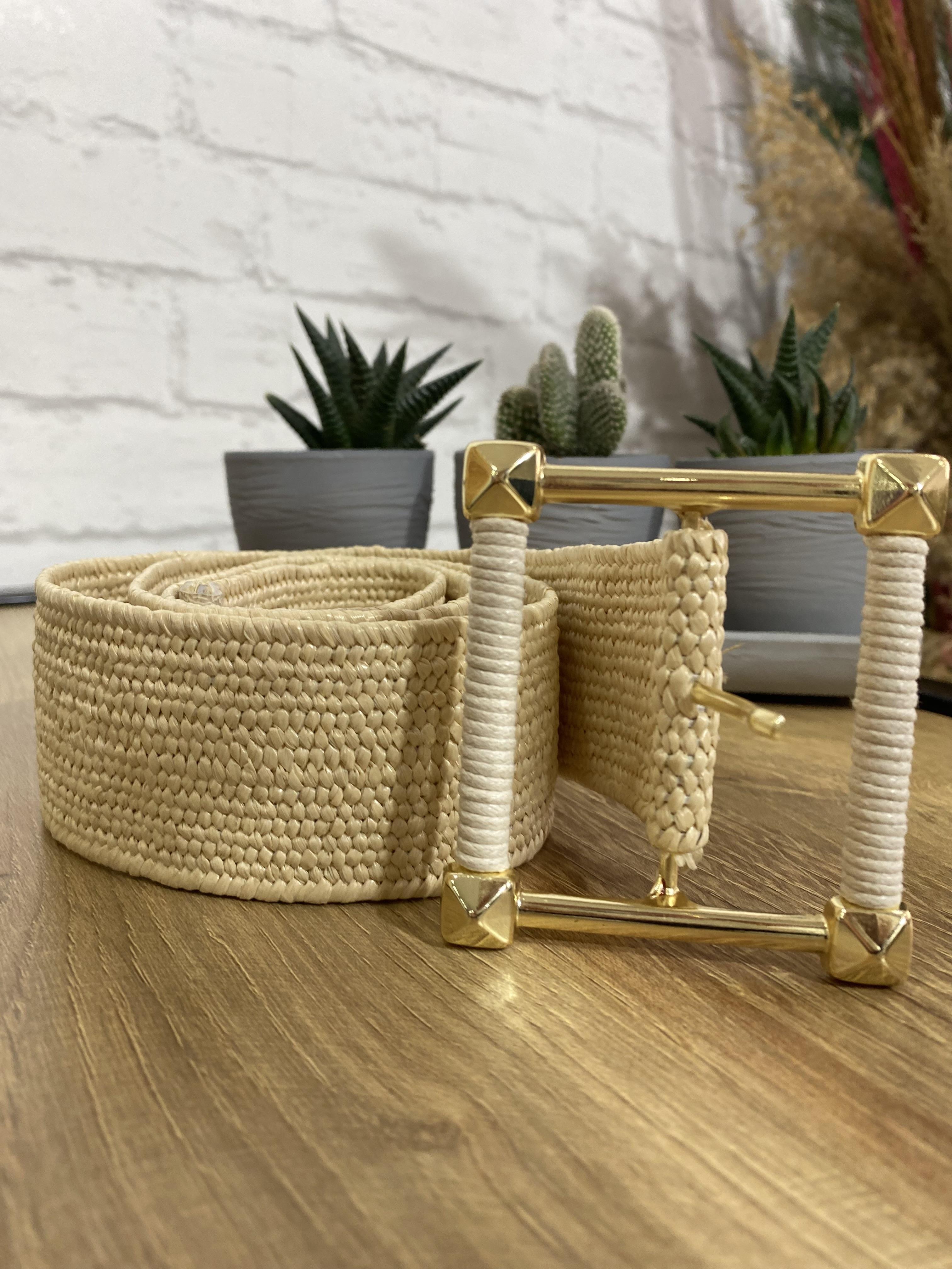 Gold Kare Tokalı Geçmeli Hasır Kemer 