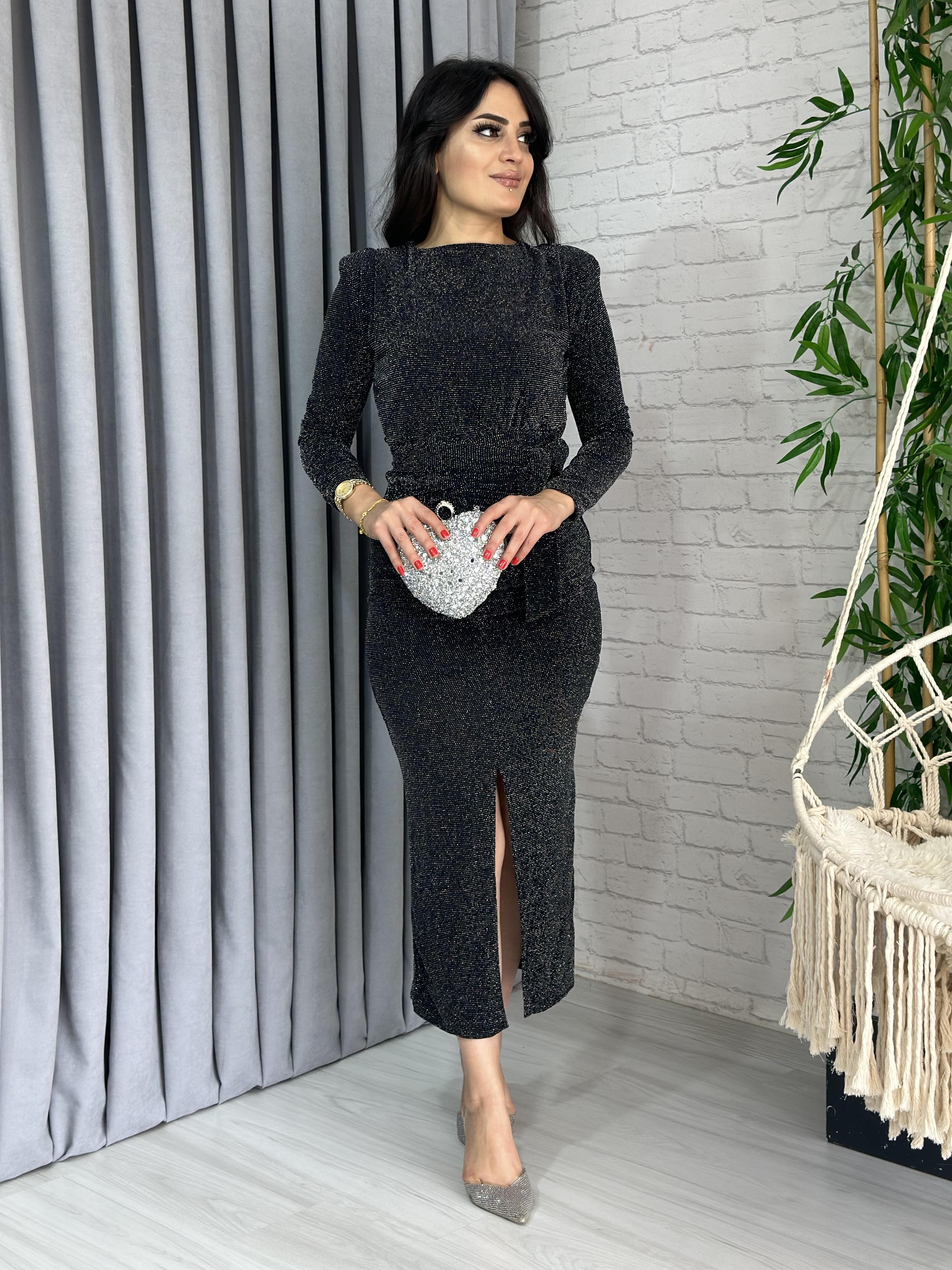 Gri Vatkalı Simli Kumaş  Drapeli Elbise 