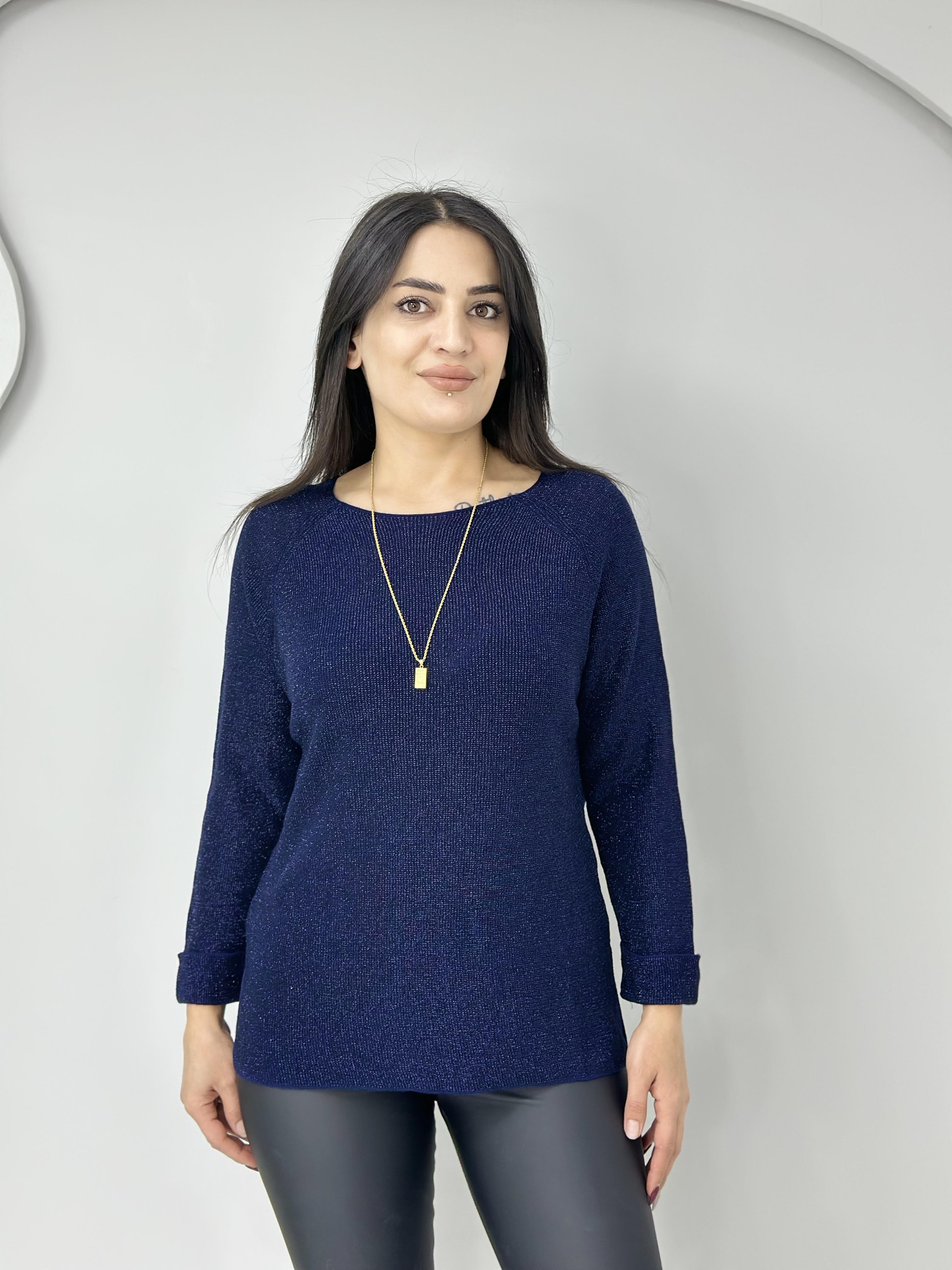 Işıl Lacivert Bisiklet Yaka Simli Yırtmaç Detay Likralı Triko Bluz A360