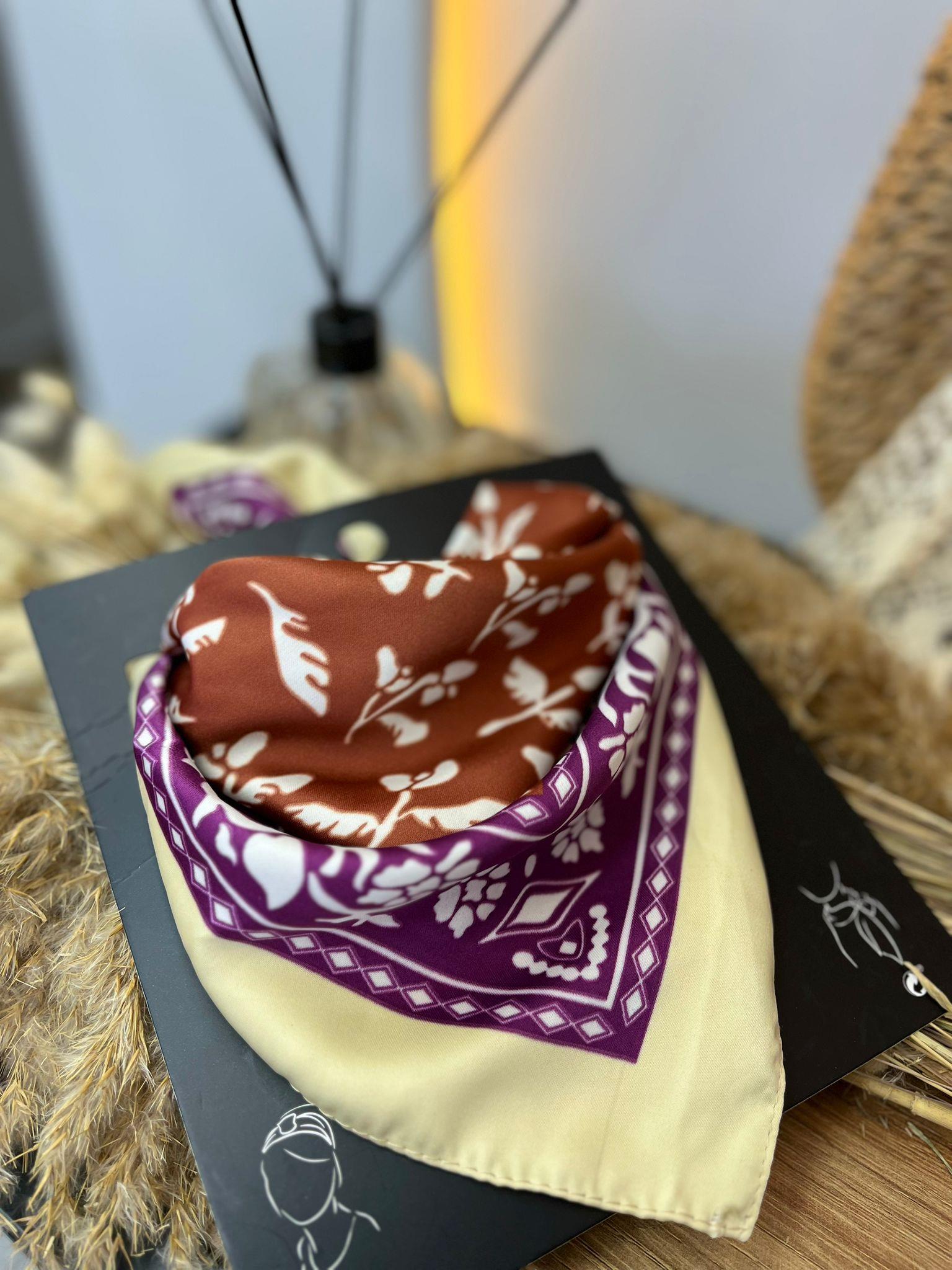 Kahve Desenli Fular A3245