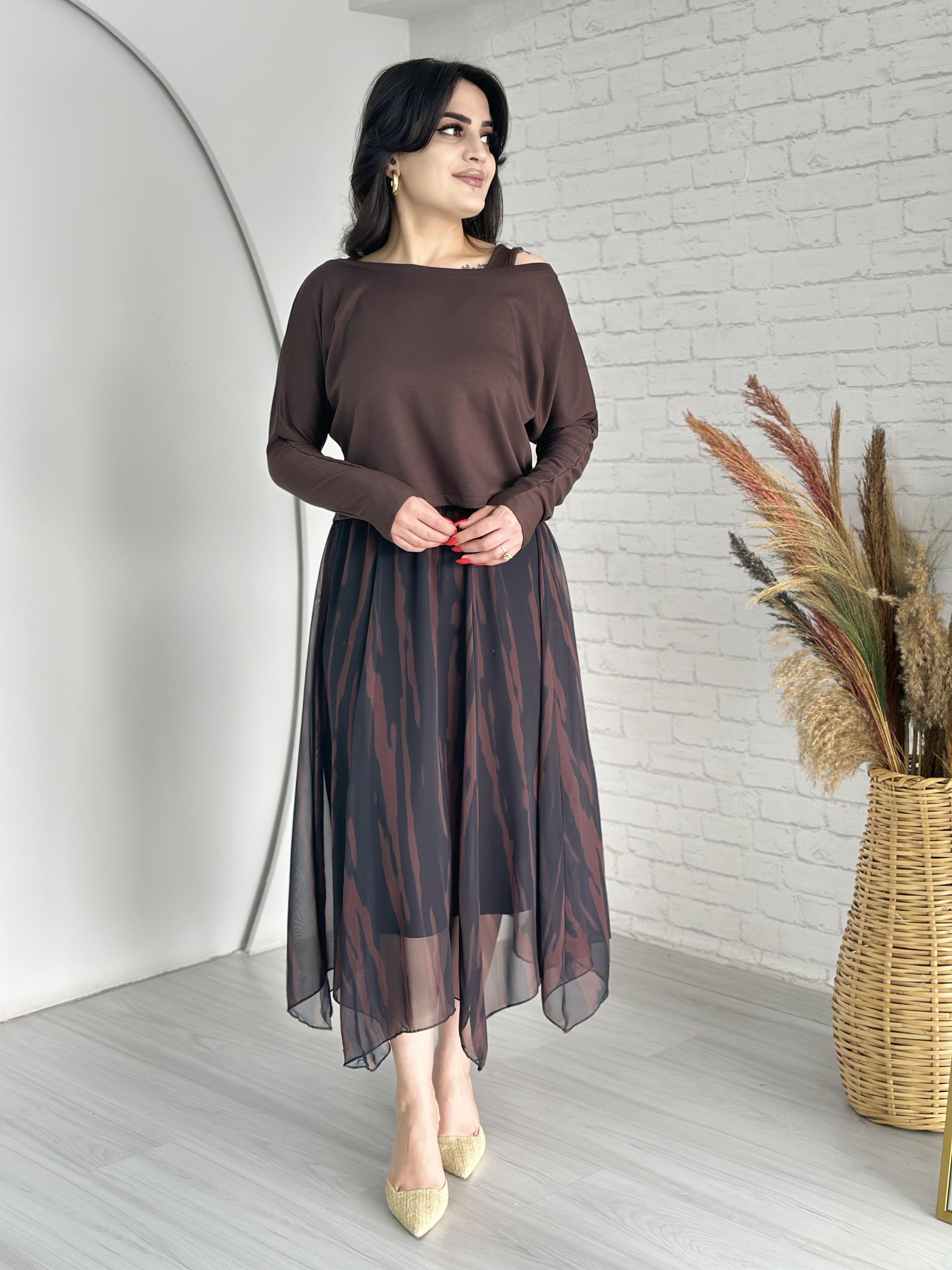 Key Kahve Eteği Desenli Piliseli Asimetrik İkili Elbise Z1112