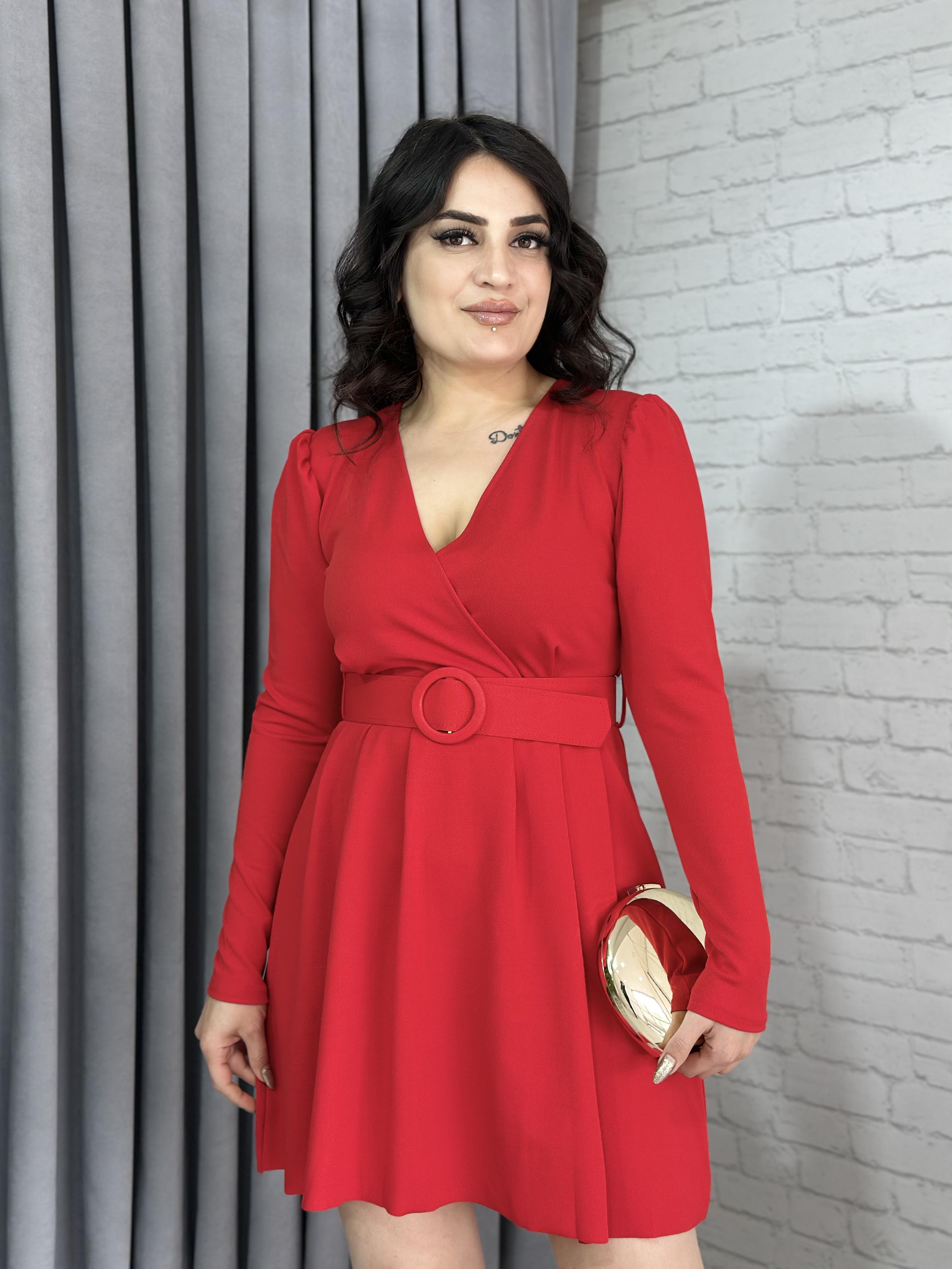 Kırmızı Kruvaze Yaka Kemerli Krep Elbise A010