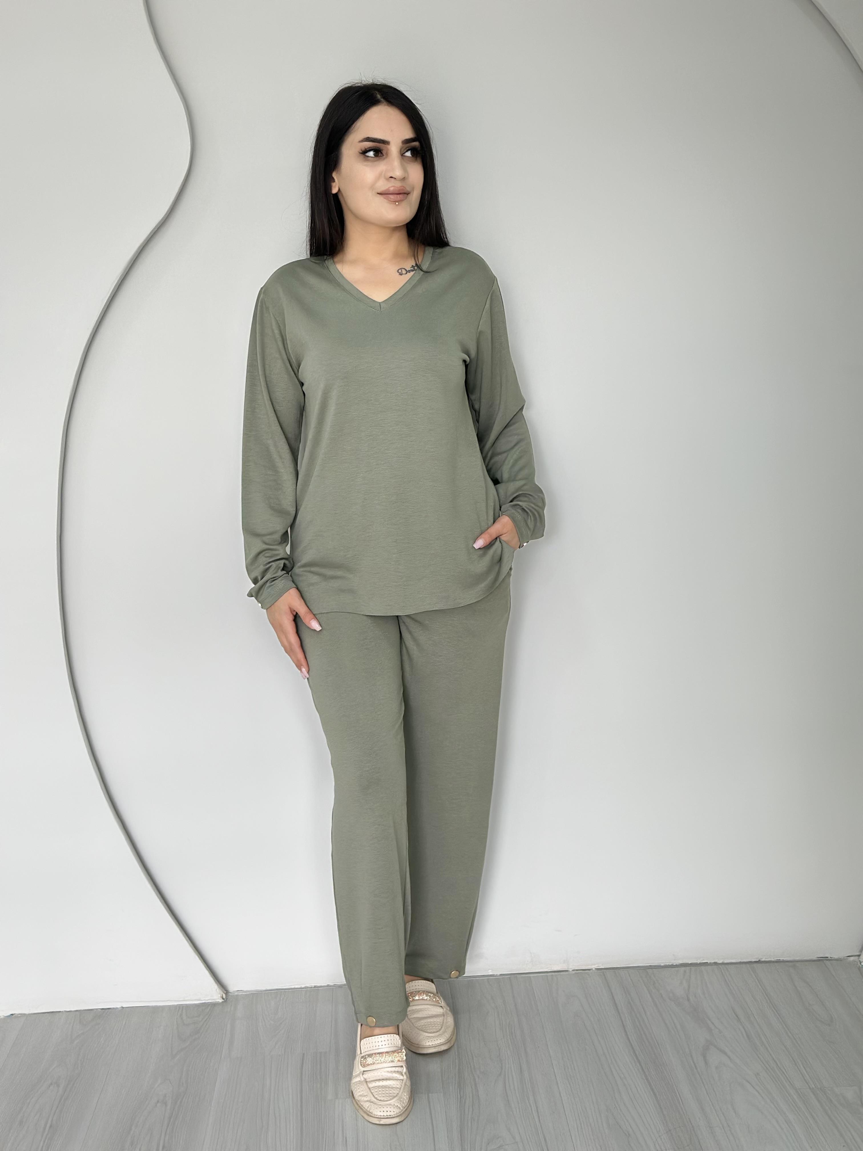 Logi Haki V Yaka İpek Modal Kumaş Kolu Paçası Çıtçıtlı Takım A101