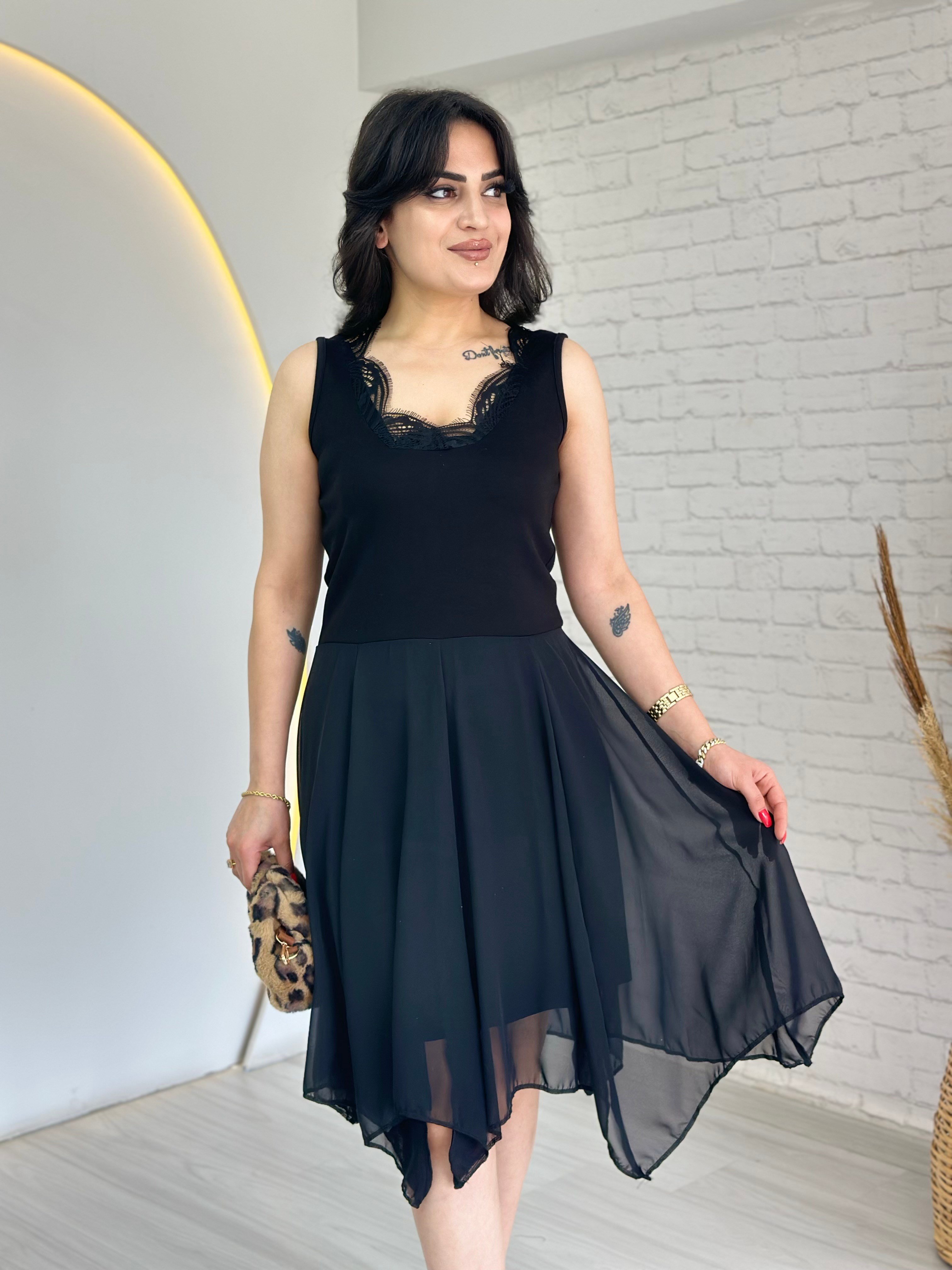 Lora Siyah Dantel Detaylı Likralı Sıfır Kol Astarlı Tül Elbise D081