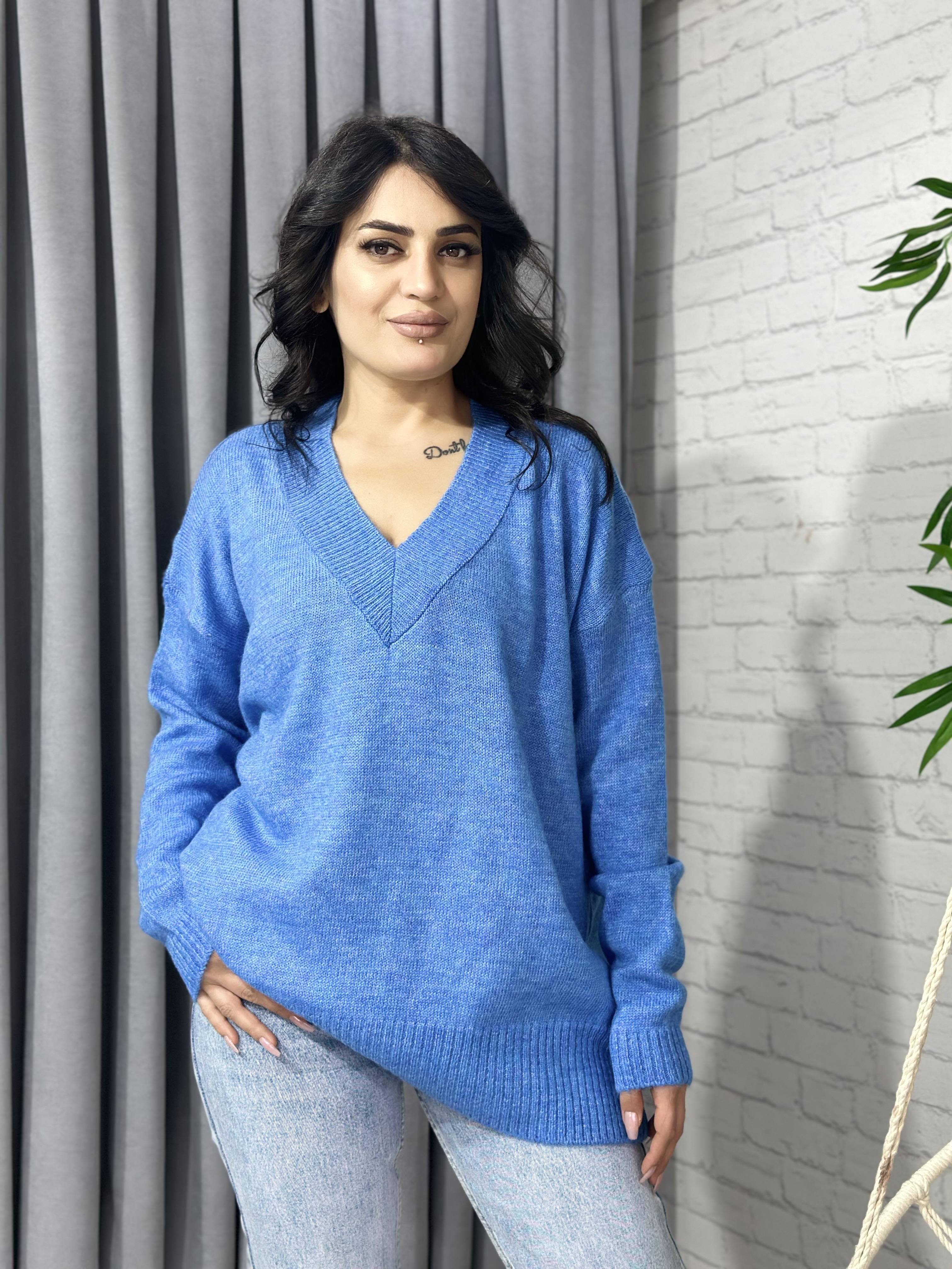 Mavi V Yaka Triko Kazak 