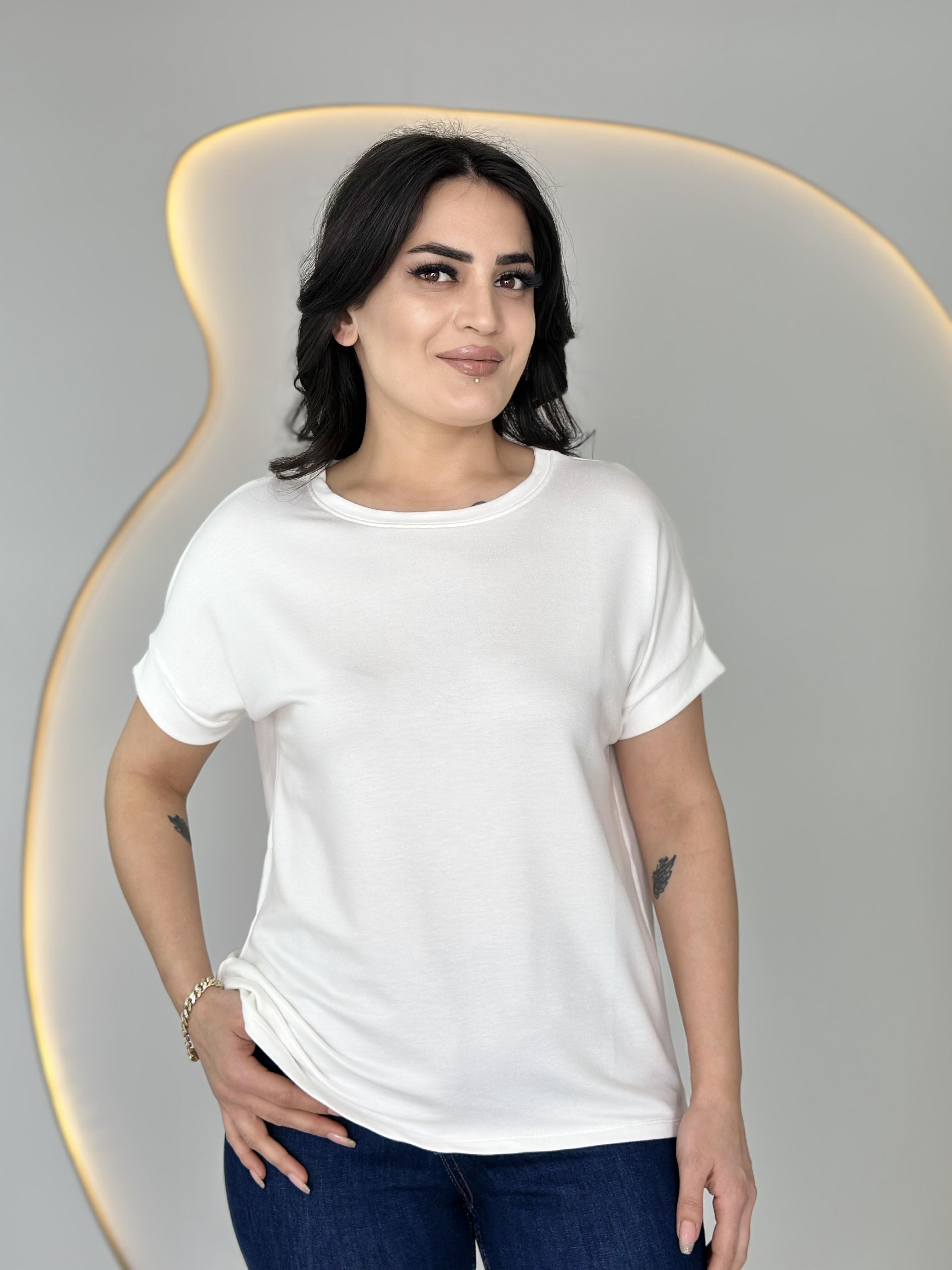 Nice Beyaz  Arkası Dantelli Viskon Bluz D021