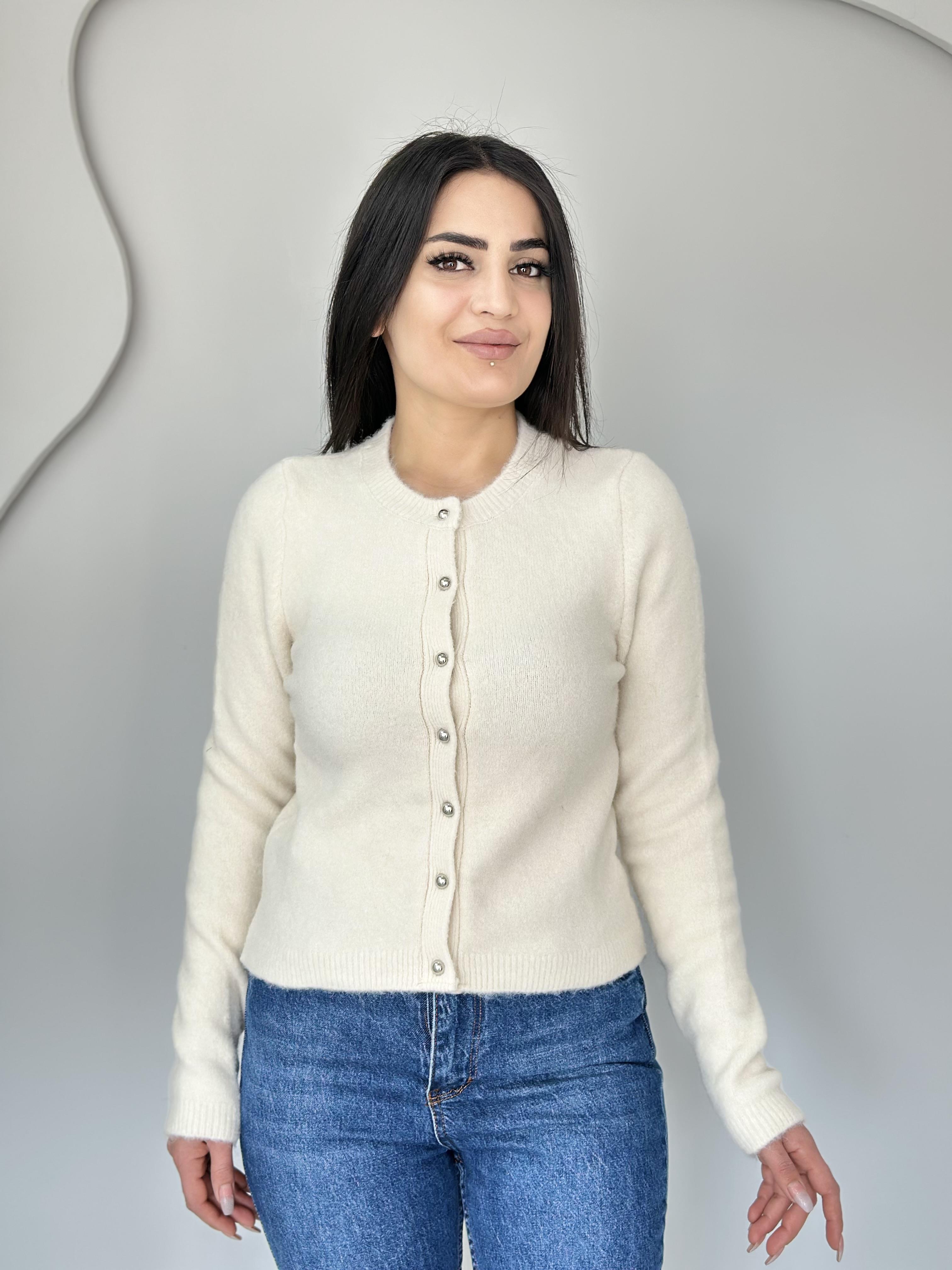 Noir Ekru Bisiklet Yaka Metal Düğmeli Yumoş Hırka C1111