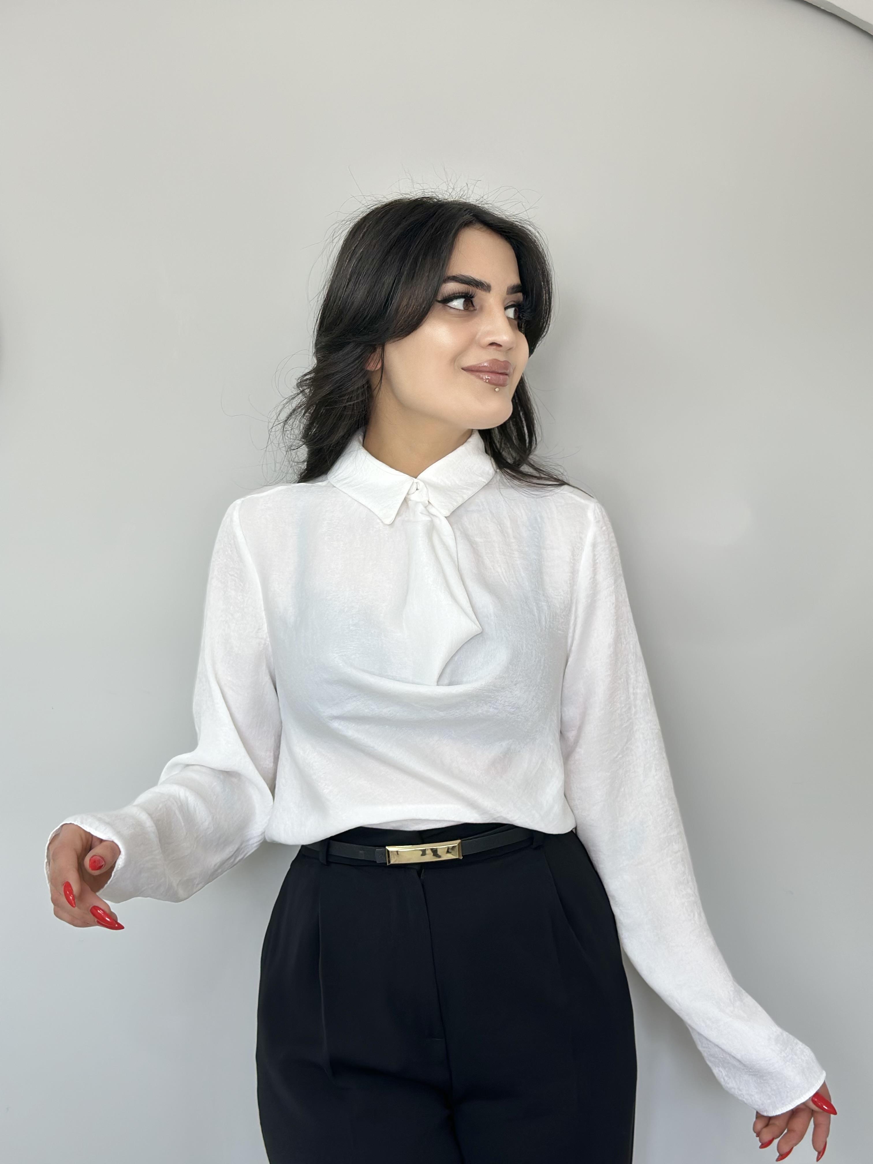 Nuvy Beyaz Degaje Yakalı Saten Bluz D5656