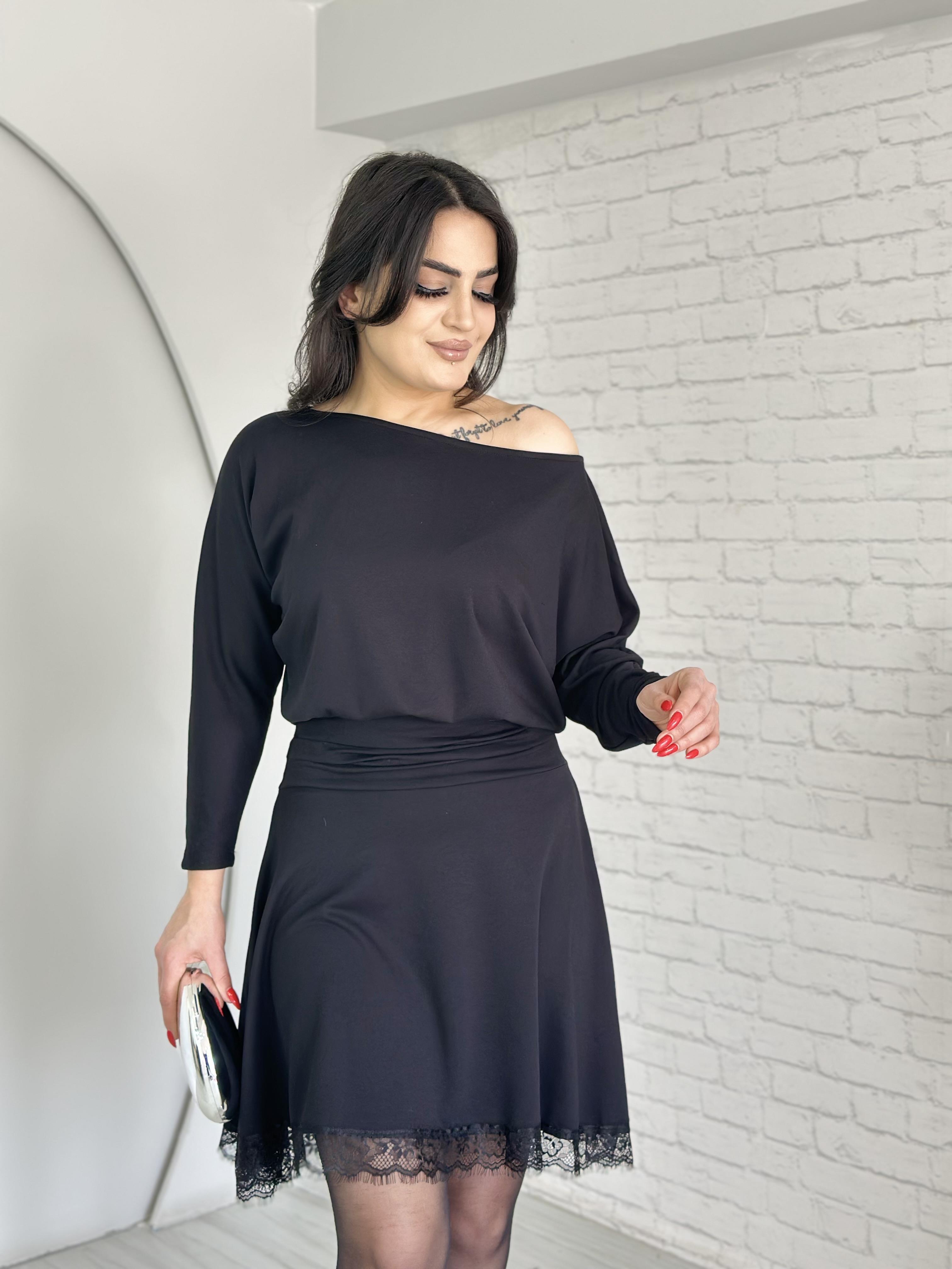 Olin Siyah Dantelli Modal Elbise D003