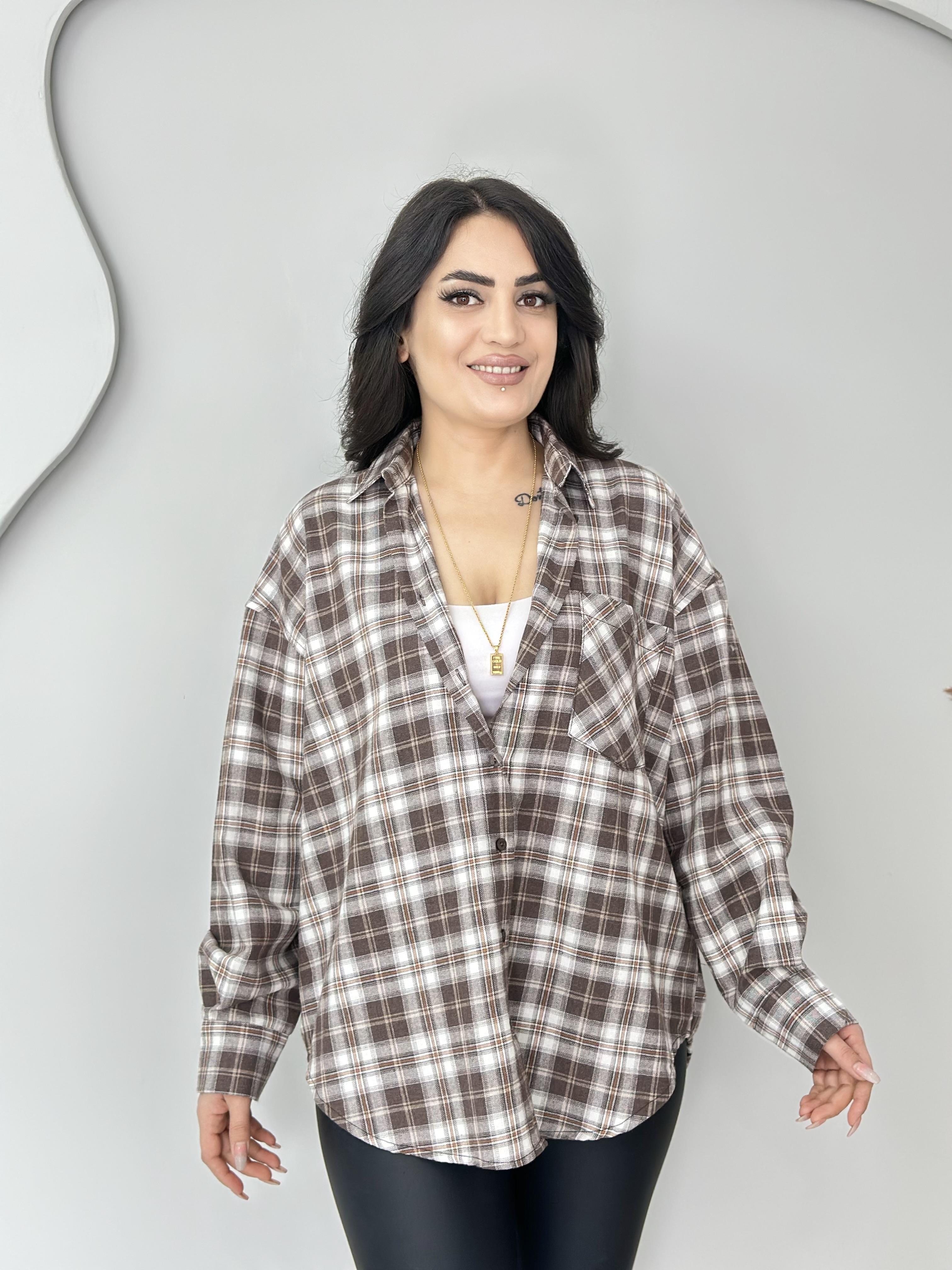 Rina Kahve Beyaz Ekose Desenli Düğmeli Oversize Gömlek C0000