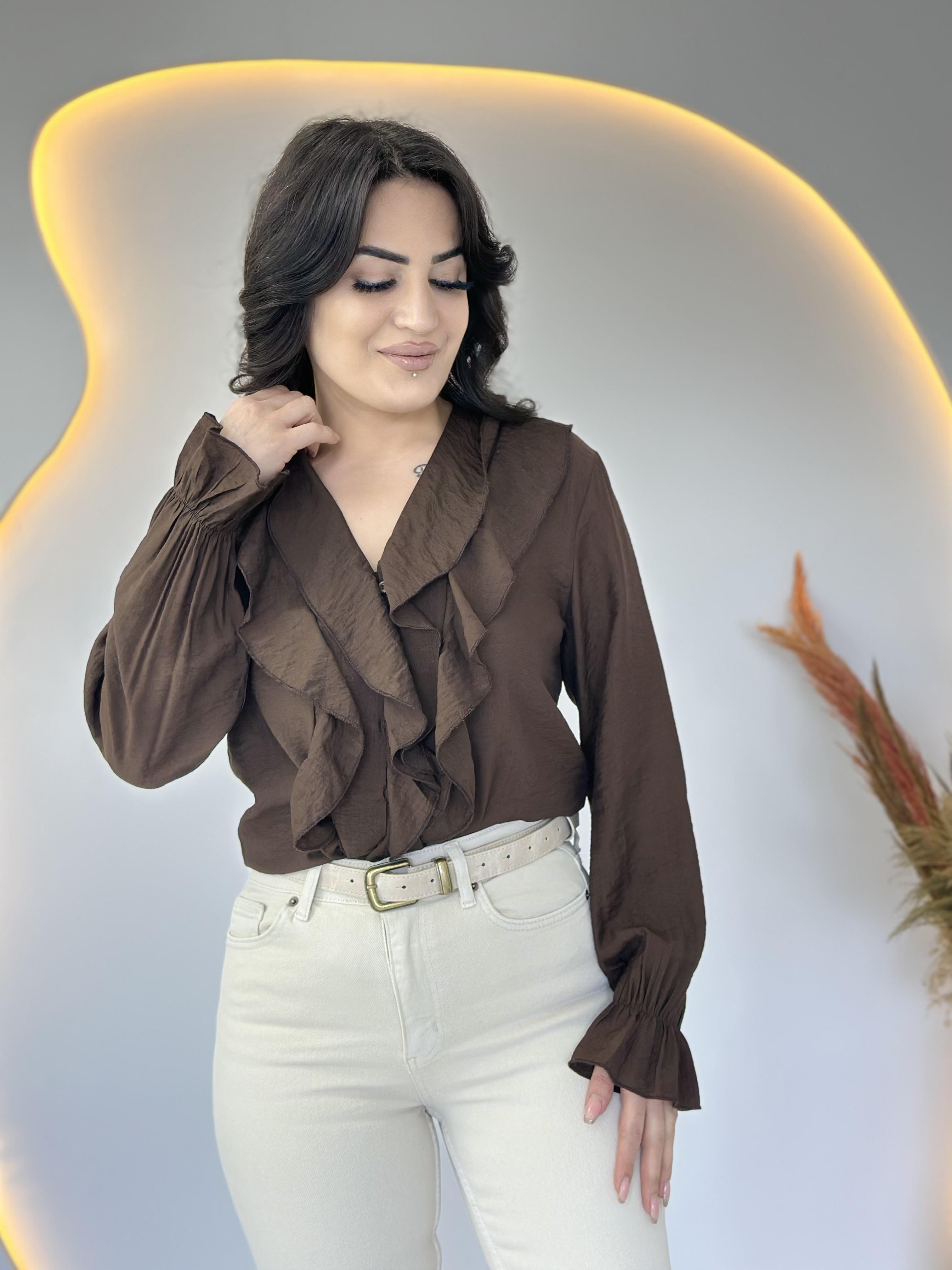 Savu Kahve Fırfırlı V Yaka Düğmeli Dokuma Bluz D048