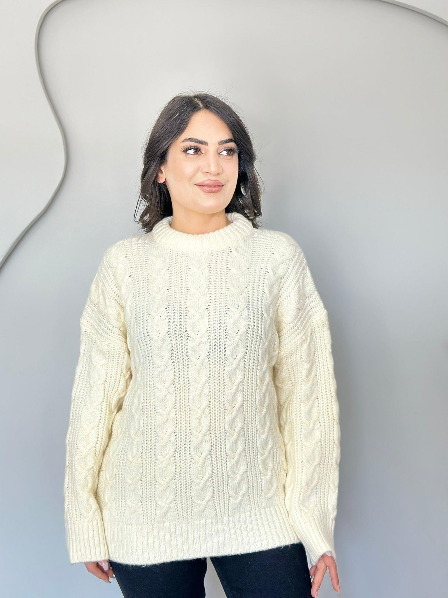 Sement Beyaz Bisiklet Yaka Saç Örgü Detaylı Triko Kazak E6363