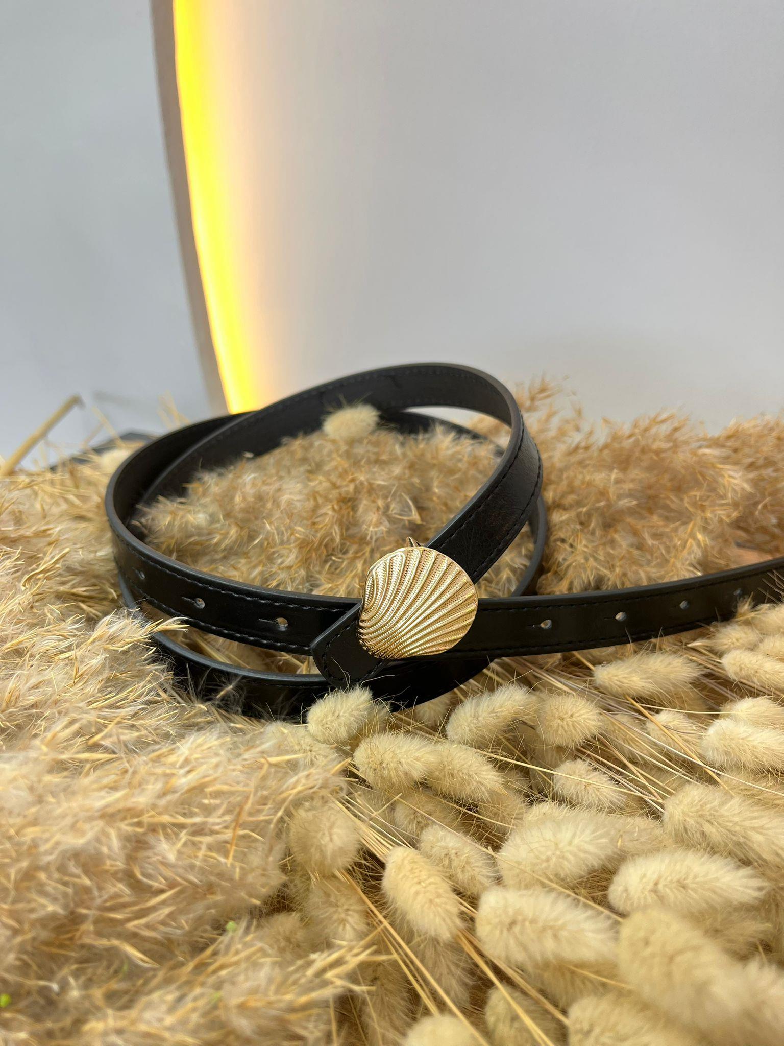 Siyah Deniz Kabuğu Gold Tokalı Kemer A0988