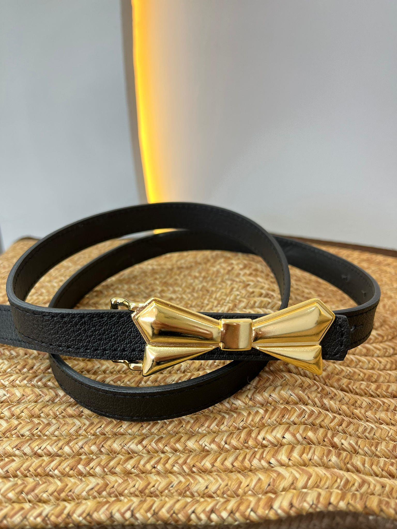 Siyah Fiyonk Gold Tokalı Kemer A0964