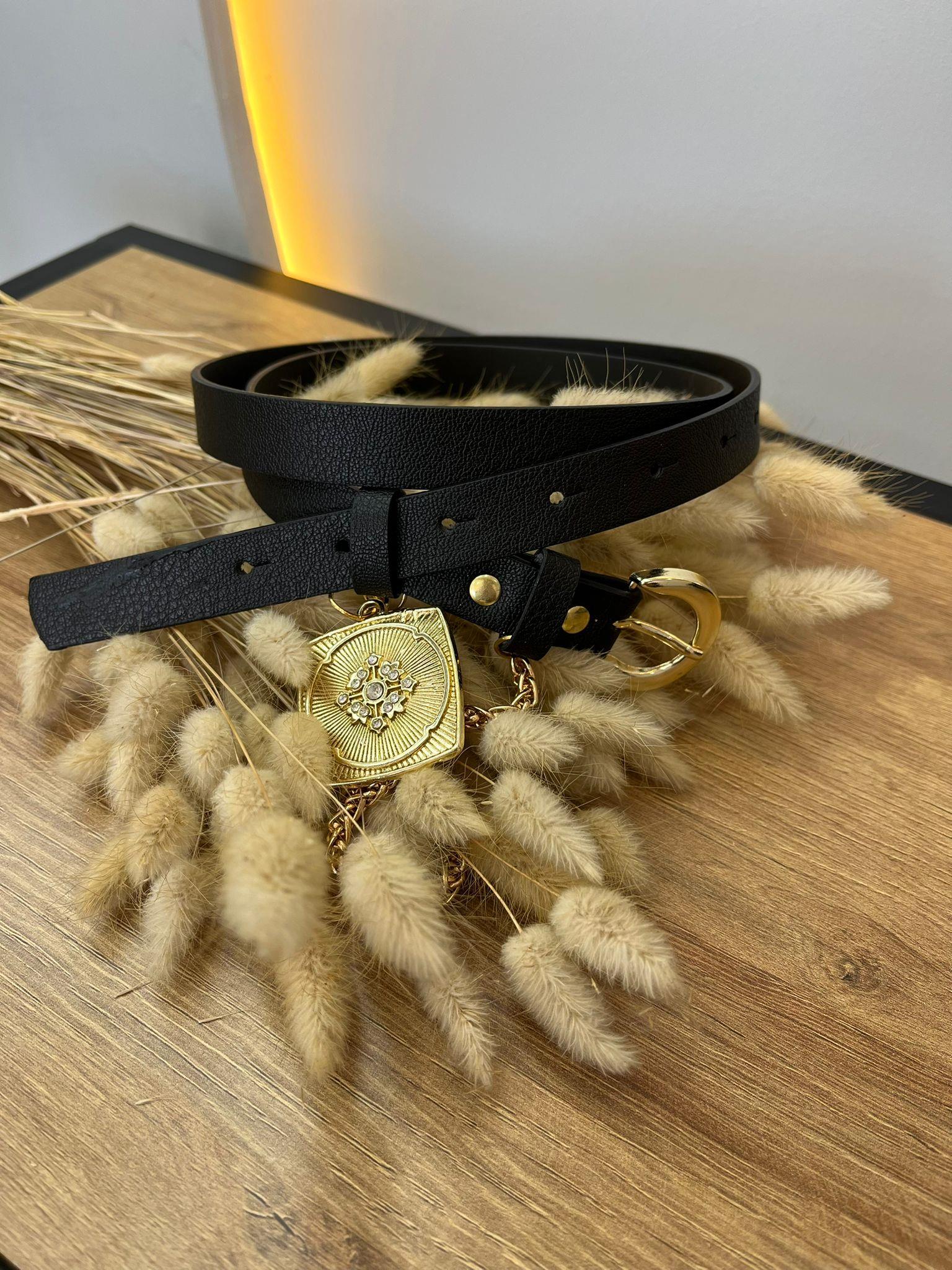 Siyah Gold Tokalı Kolye Detaylı Kemer A01234