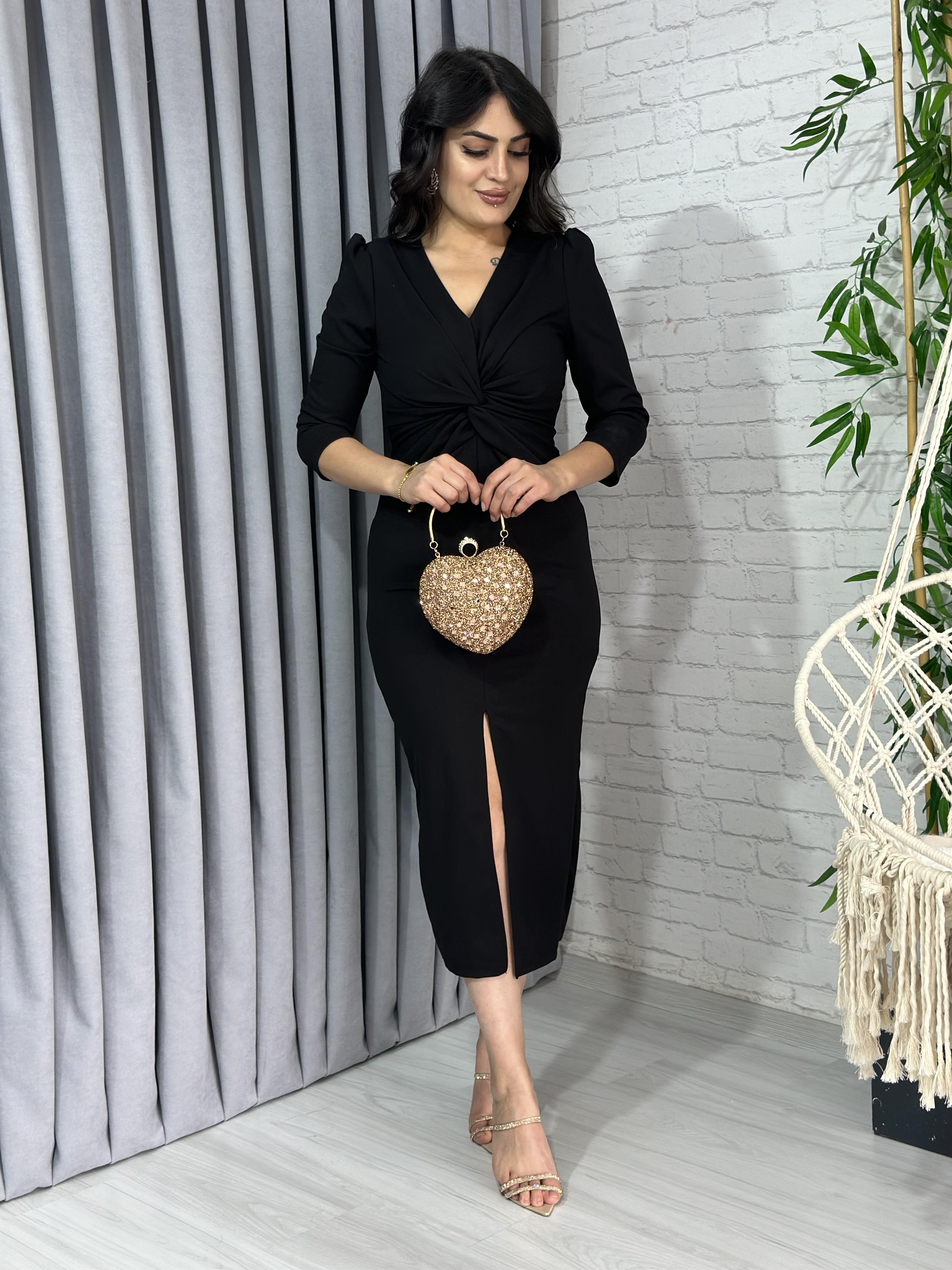 Siyah Krep Kumaş Önü Düğüm Modeli Yırtmaçlı Elbise