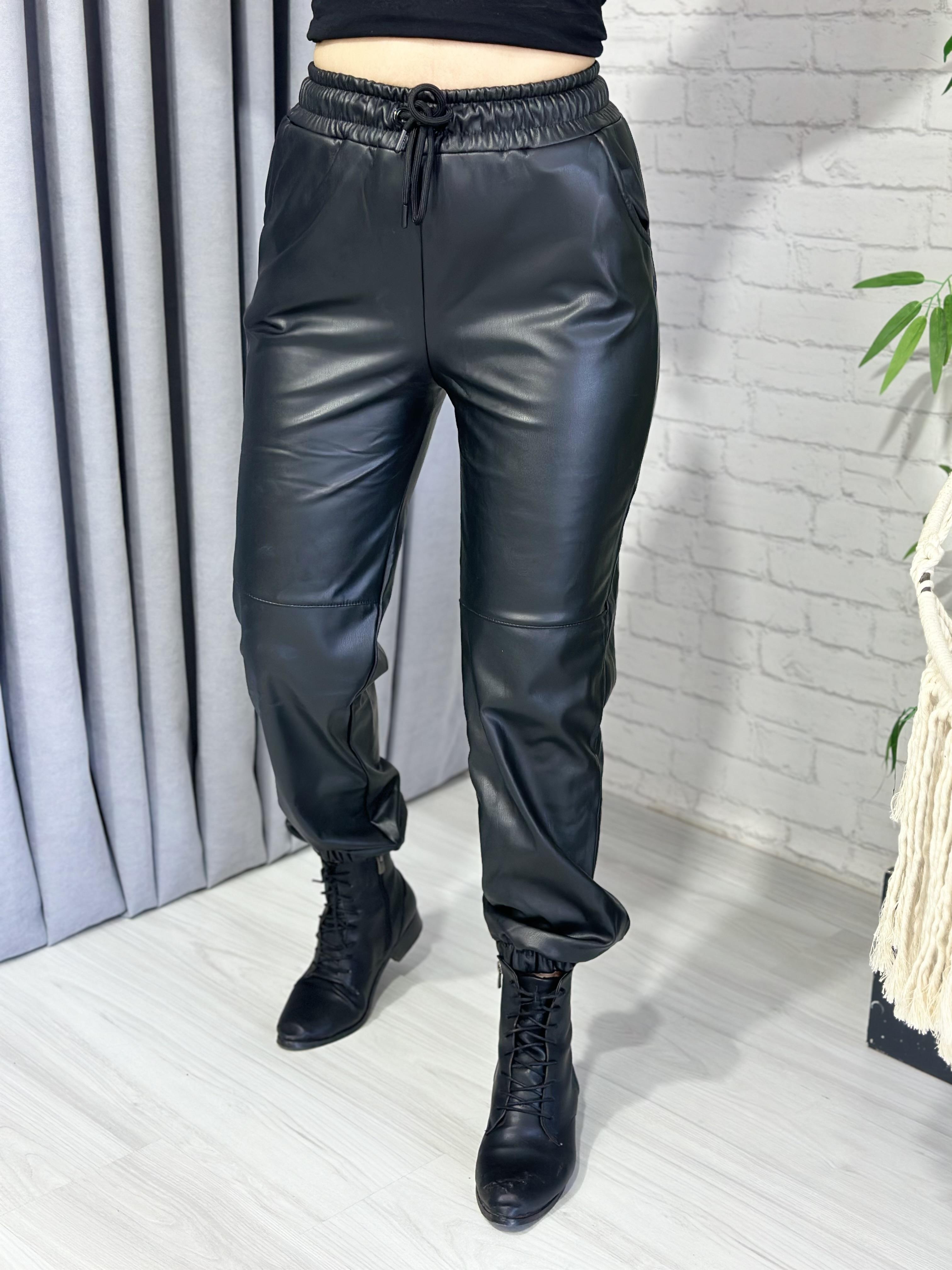 Siyah Yüksek Bel Beli Lastikli Deri Pantolon 