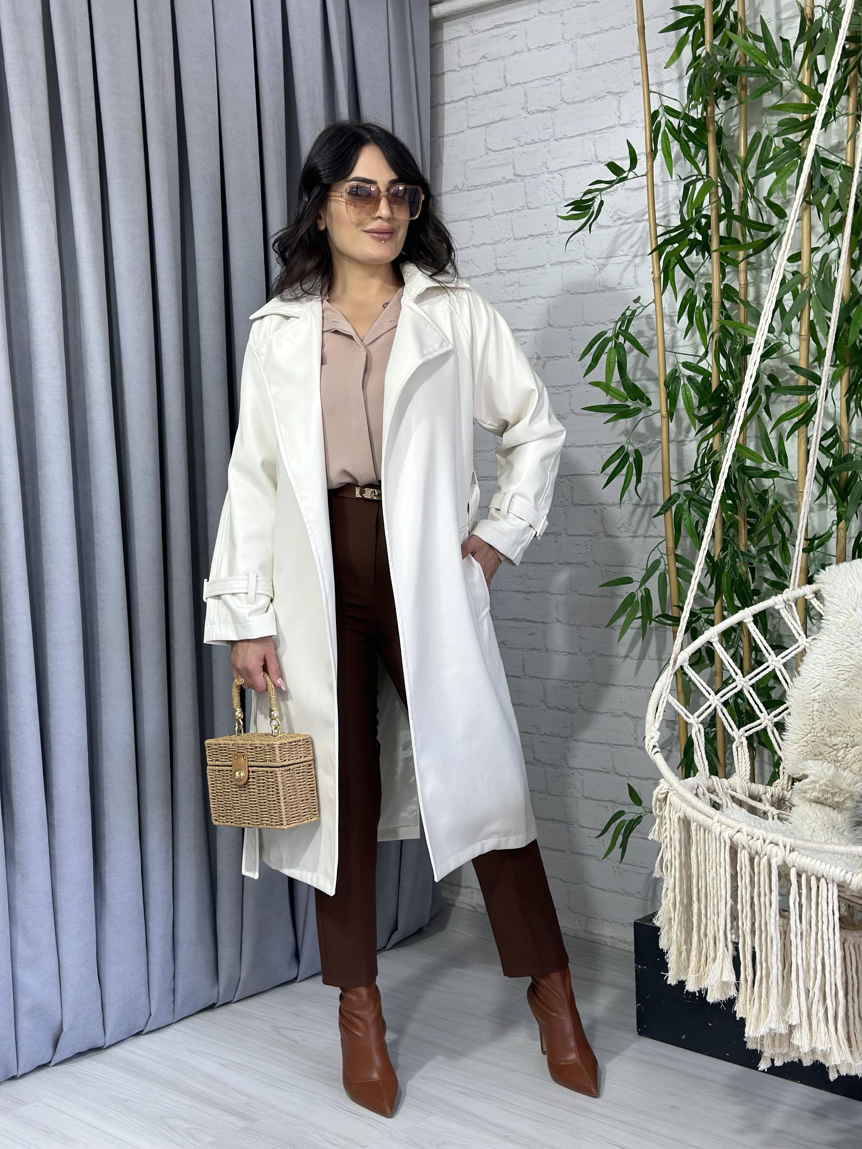 Taş Kuşaklı Astarlı Lüks Kalite Deri Treçkot 