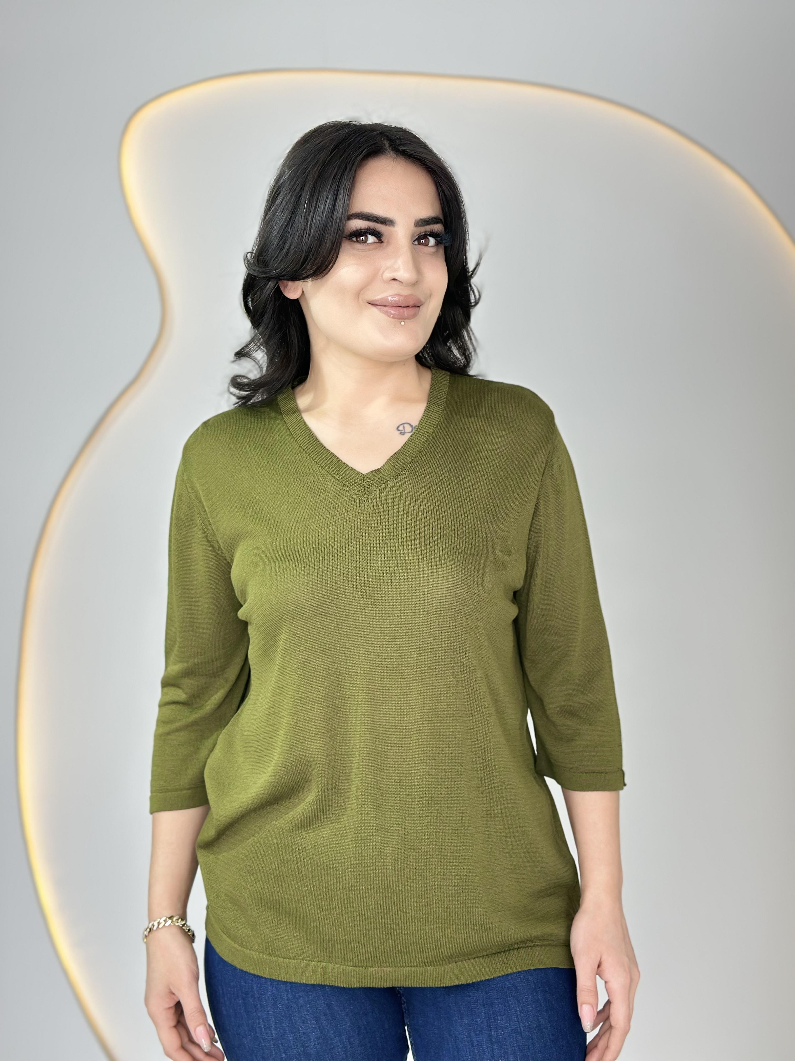 Vior Yağ Yeşili V Yaka Sim İşlemeli Triko Bluz D025