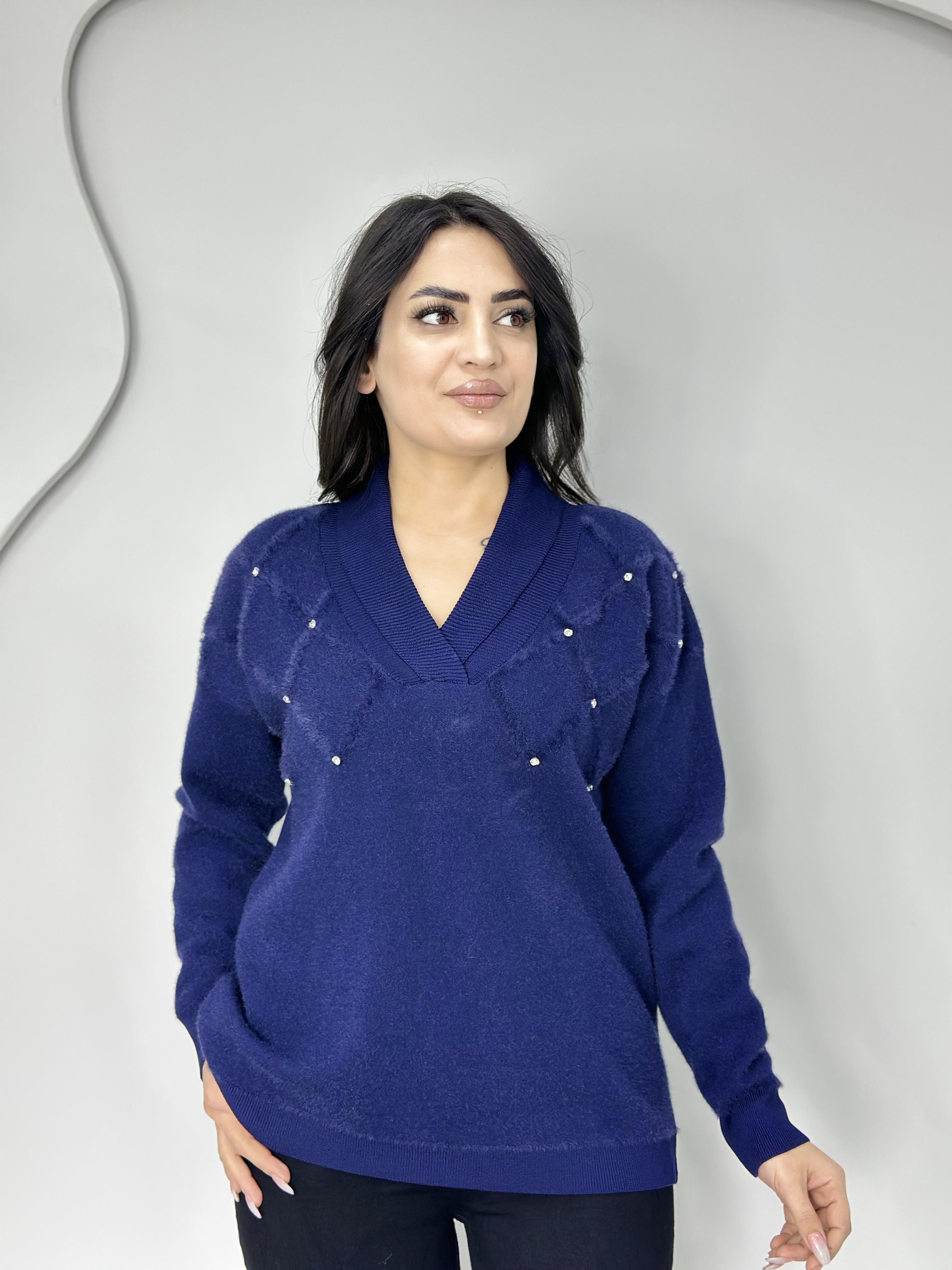 Zera Lacivert V Yaka Taş Detaylı Sakallı Triko Kazak A5858