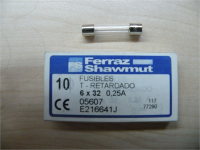 *10 ADET FİYATIDIR* Cam Sigorta 250V T 6X32 0,25A / 70 Adet Stok