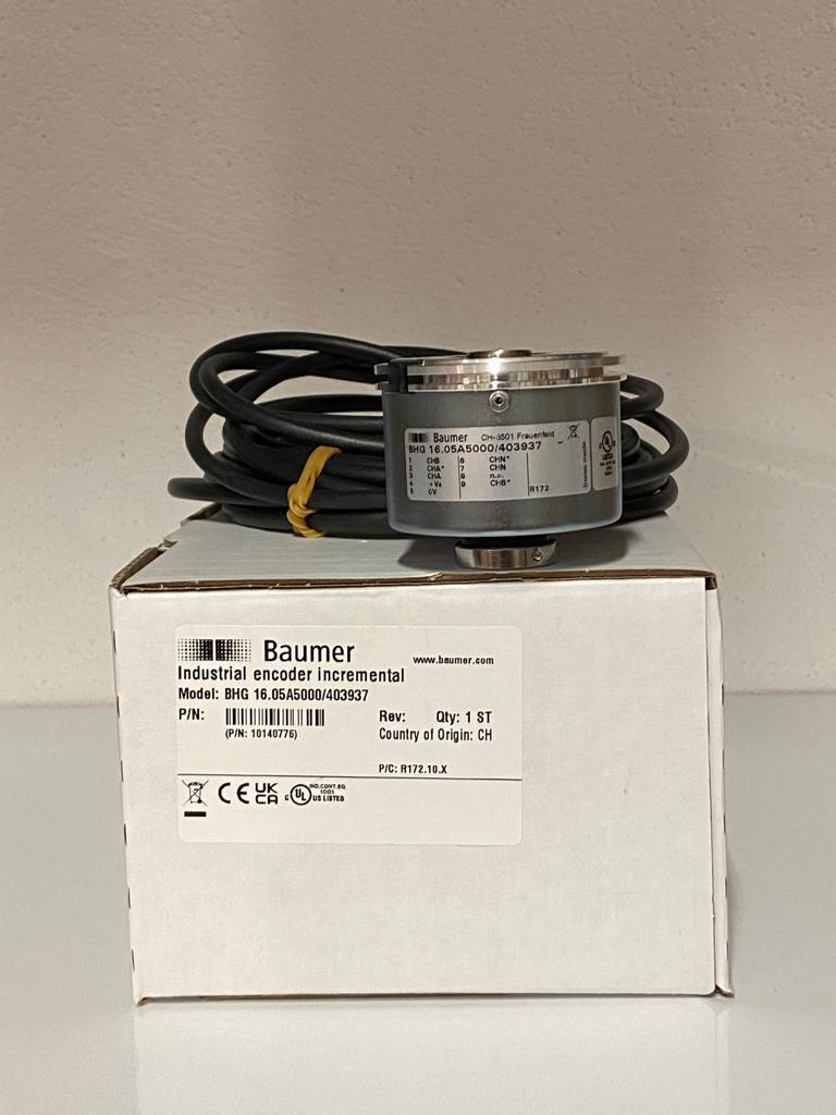 BHG 16.05A5000/403937 BAUMER ENCODER