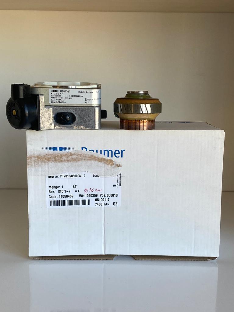 KTD 3-2 A 4  BAUMER TACHO 1000 RPM 20V DC Q16MM