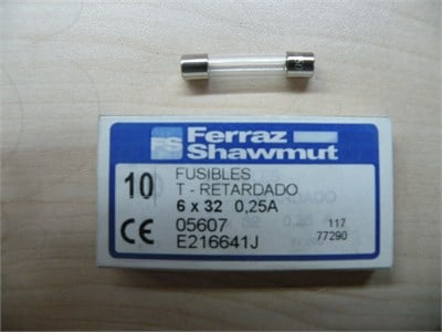 *10 ADET FİYATIDIR* Cam Sigorta 250V T 6X32 0,25A / 70 Adet Stok