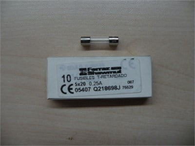 *10 ADET FİYATIDIR* Cam Sigorta 250V 5X20 0,25A / 80 Adet Stok