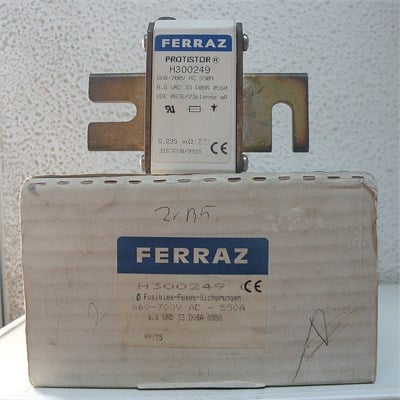 Hızlı Sigorta 550A 690V 