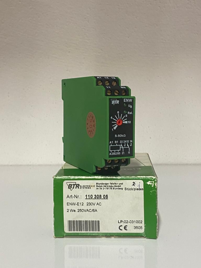 Metz Connect BTR ENW E12 230V AC SIVI SEVİYE RÖLESİ  Giriş 230VAC  Çıkış 2 envantör kontak RESETSİZ 