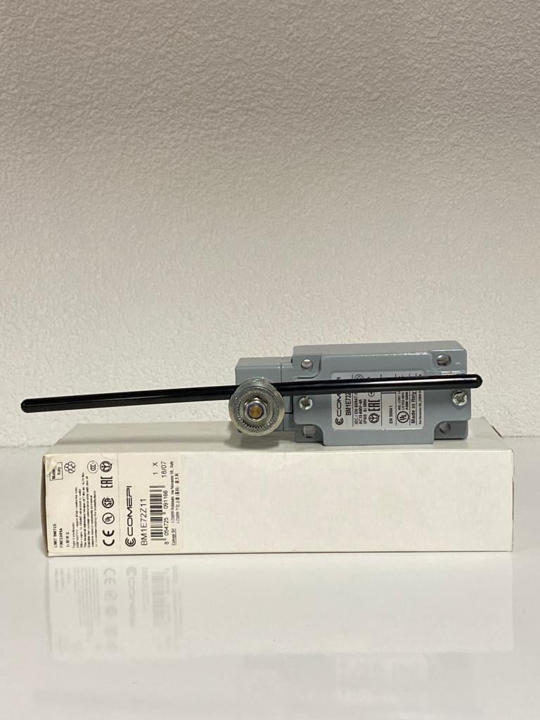 COMEPI ALÜMİNYUM GÖVDELİ LİMİT SWİTCH Açısal hareketli kafa uzunluğu ayarlanabilir Q6mm polyamid çubuk kol 1NA 1NK konrak düzeni IP66