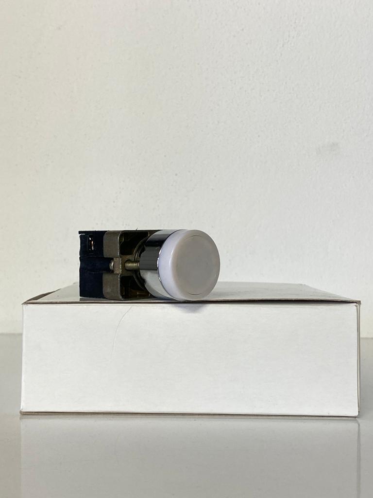 COMEPI METAL IŞIKLI BEYAZ BUTON