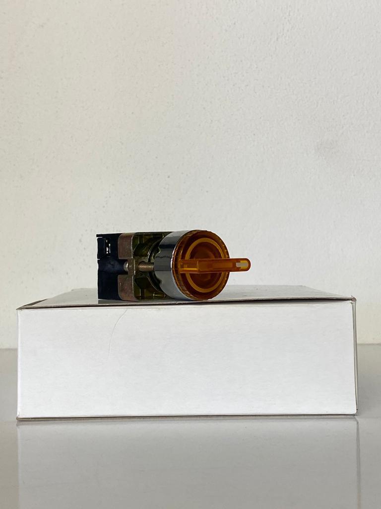 COMEPI METAL IŞIKLI MANDALLI BUTON SARI Q22mm 3 Pozisyon 2NA kontak düzeni IP65