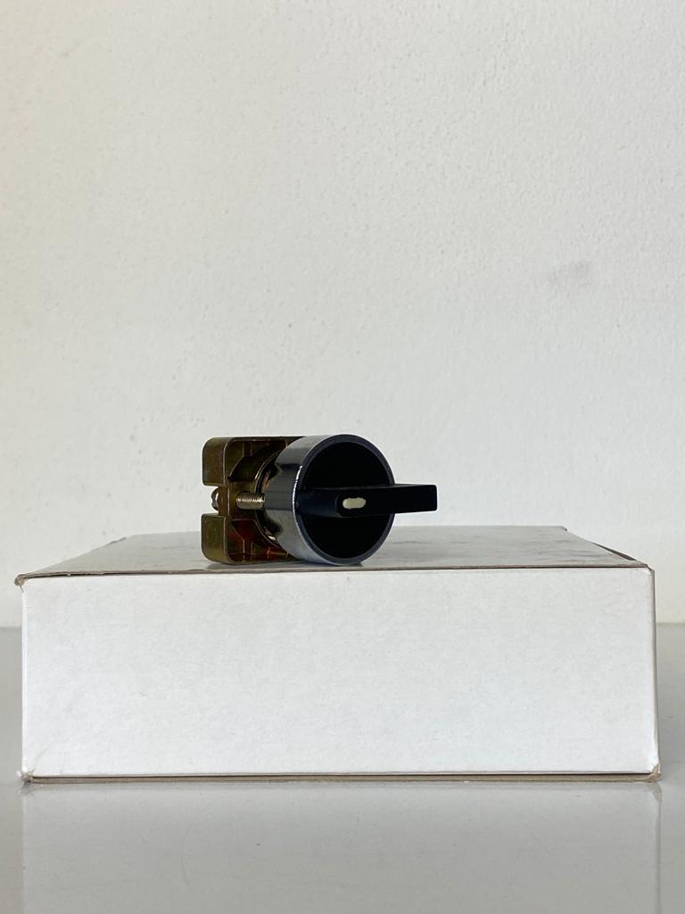 COMEPI METAL KISA MANDALLI BUTON Q22mm Sola yaylı 3 Pozisyon 2NA kontak düzeni IP65