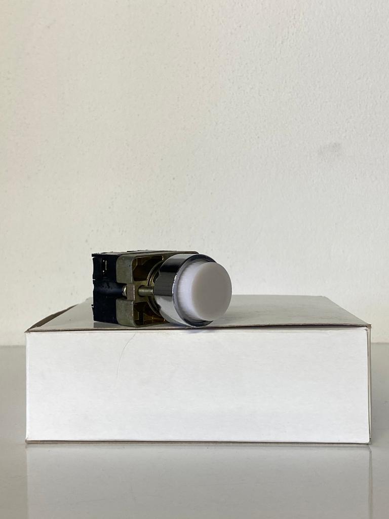 COMEPI Q22mm METAL IŞIKLI ÇIKINTILI BEYAZ BUTON