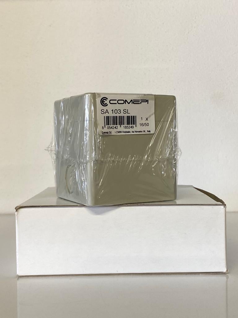 COMEPI TEKLİ KUTU DELİKLİ 70X70X74 GRİ